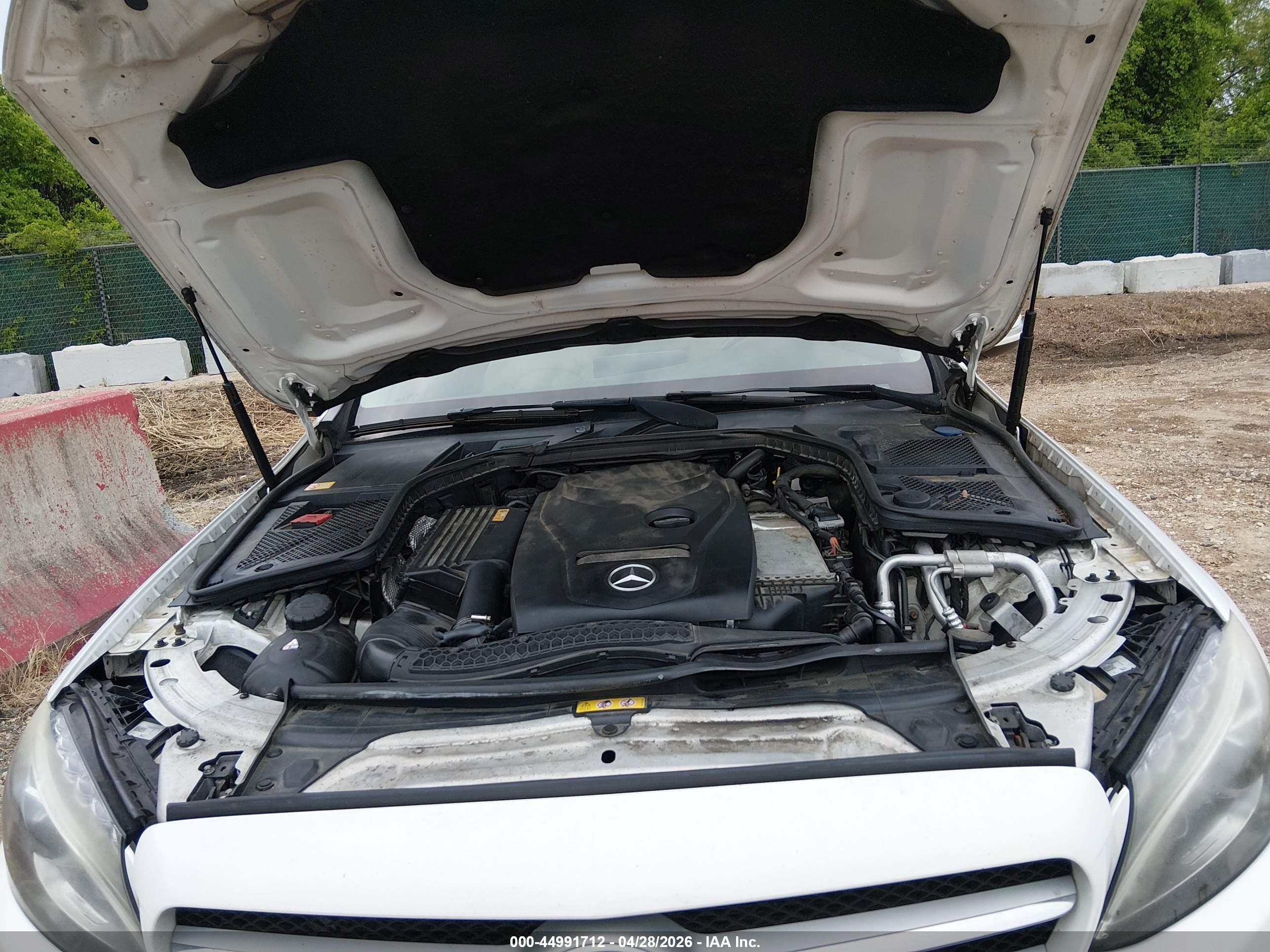 MERCEDES-BENZ C image 10