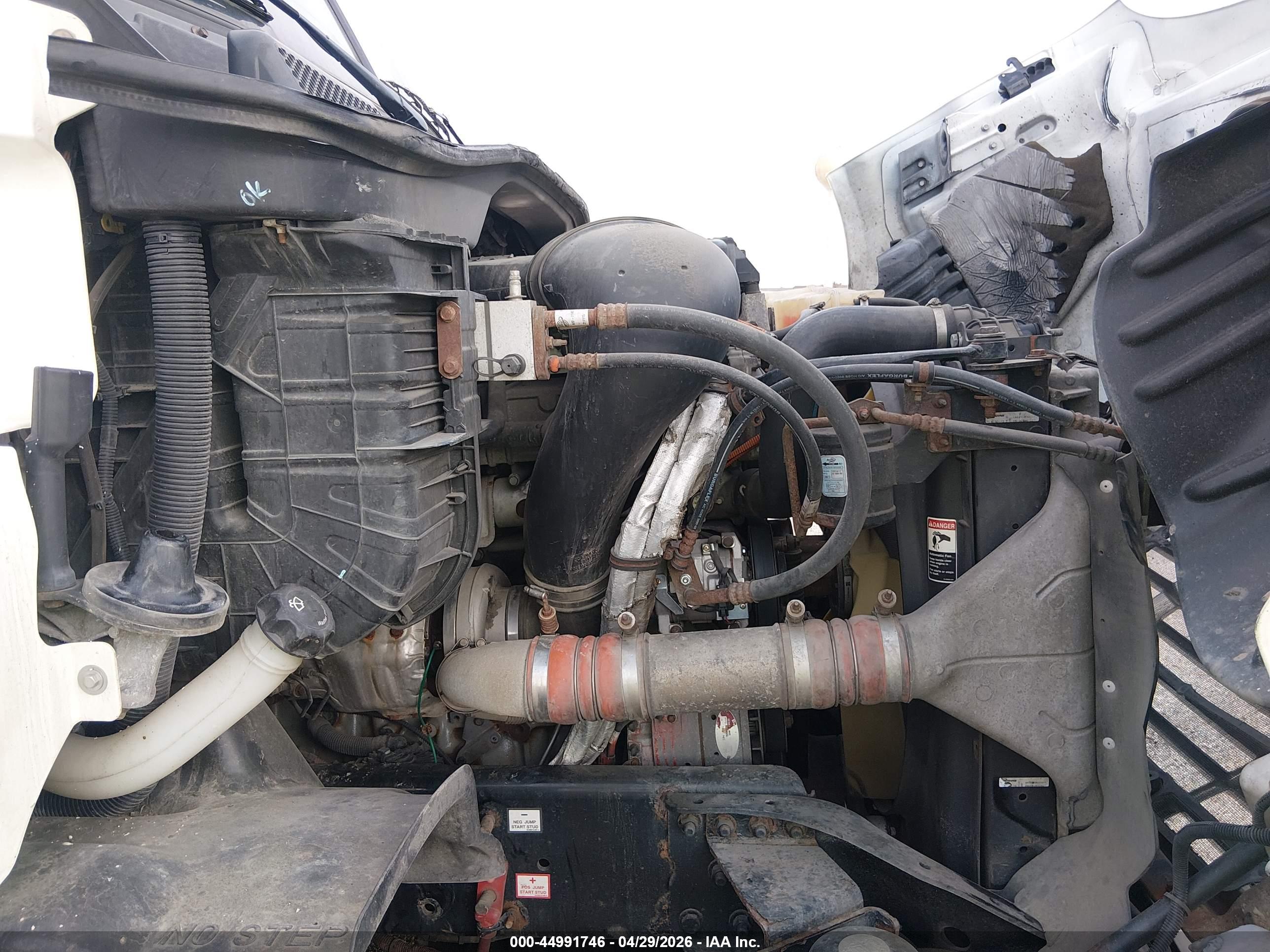 FREIGHTLINER CASCADIA image 10