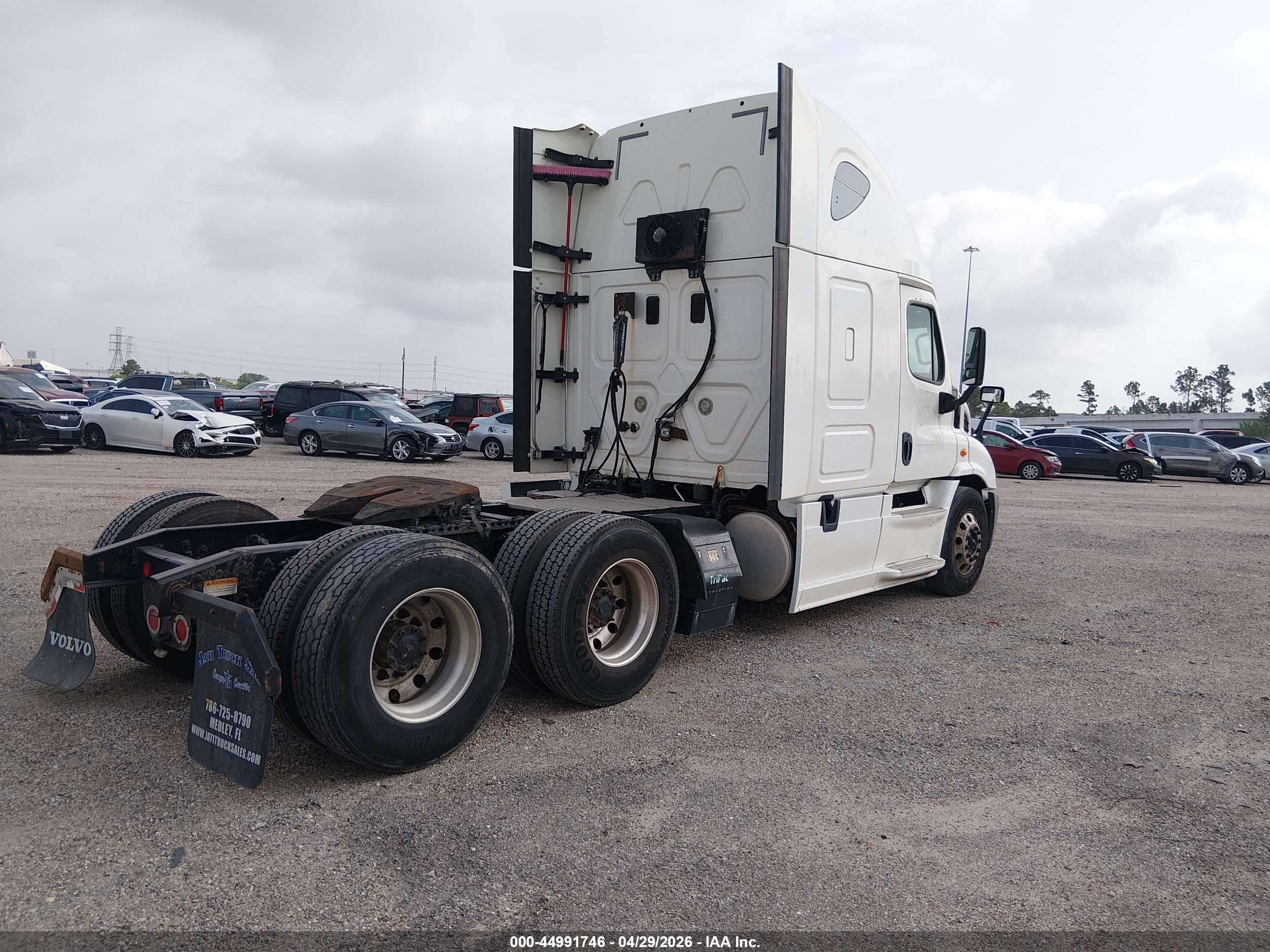 FREIGHTLINER CASCADIA image 4