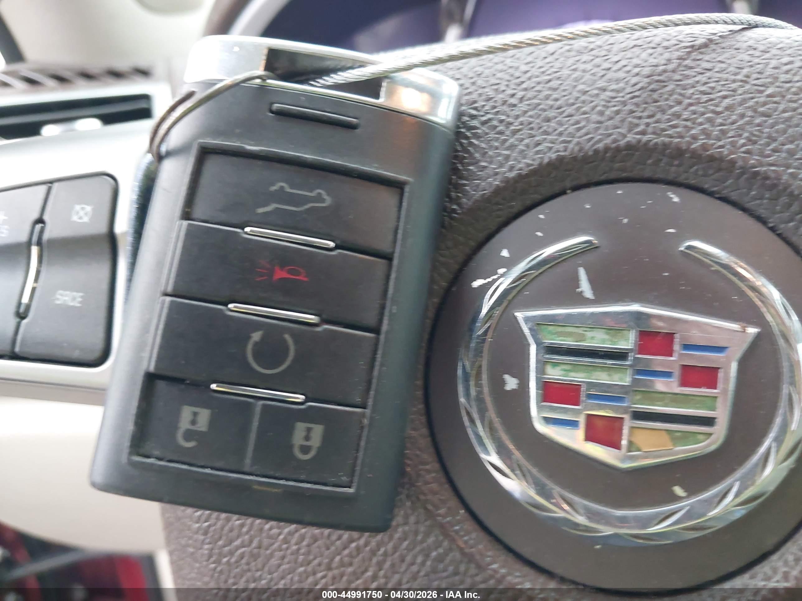 CADILLAC SRX image 11