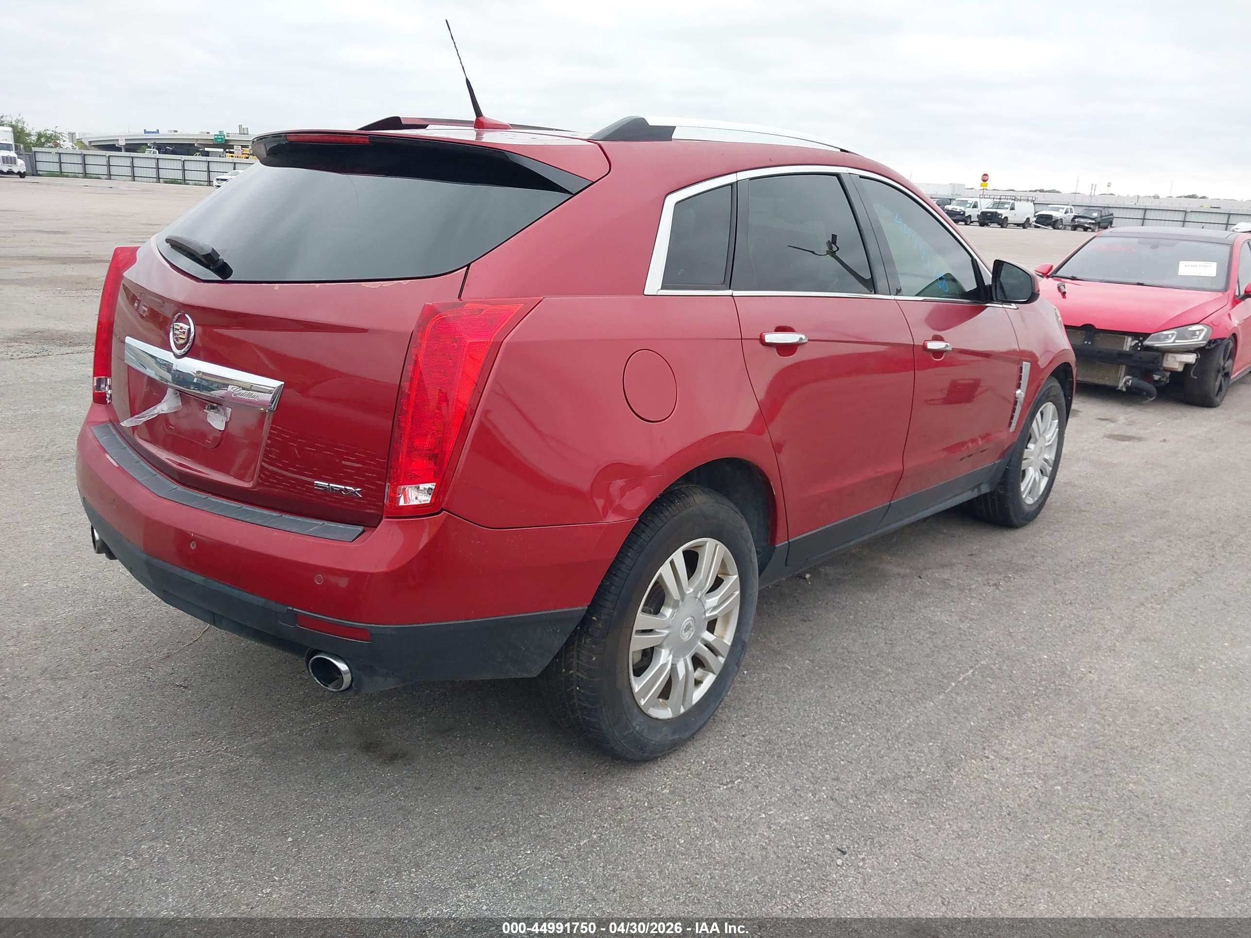 CADILLAC SRX image 4