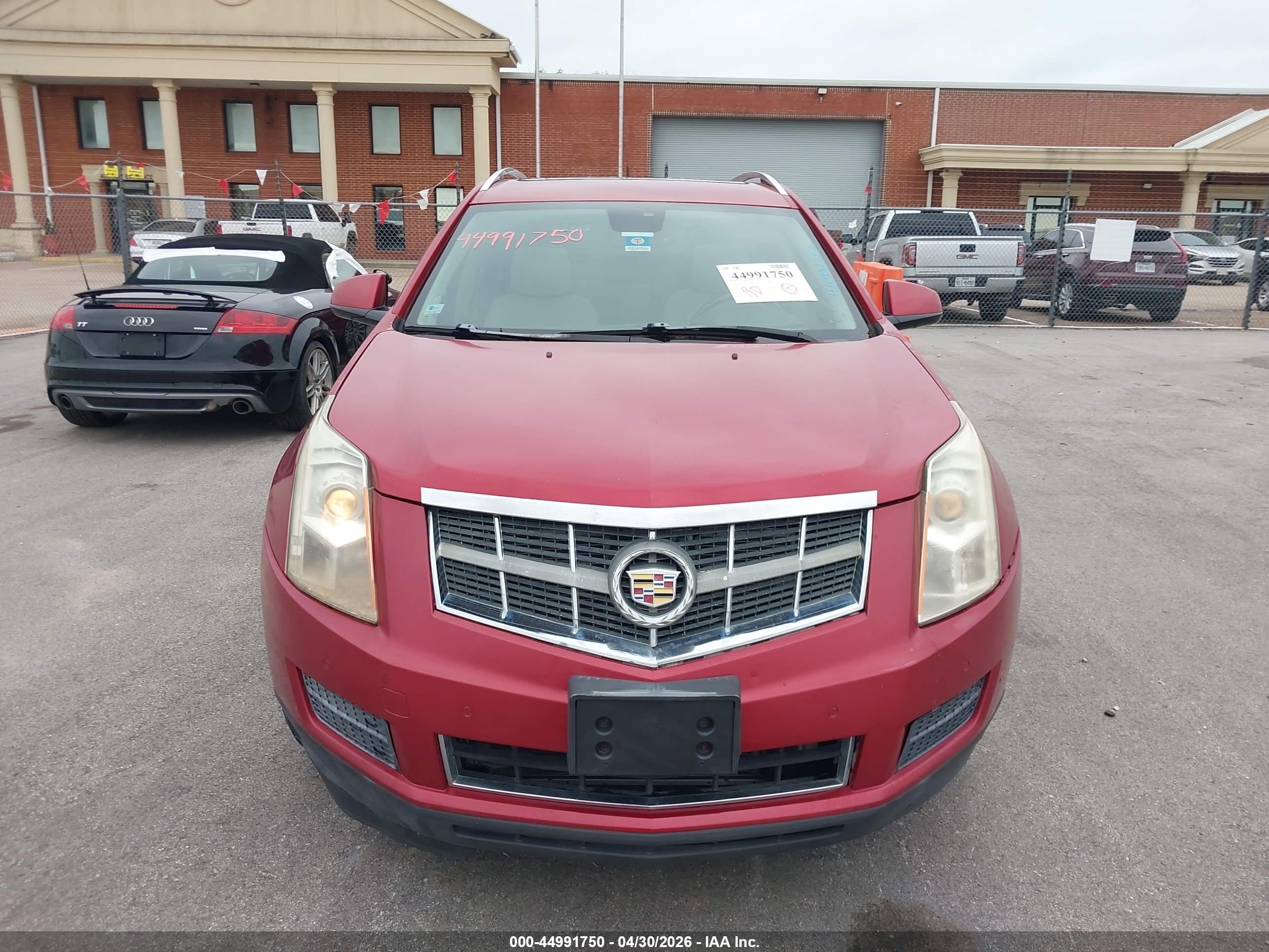CADILLAC SRX image 6