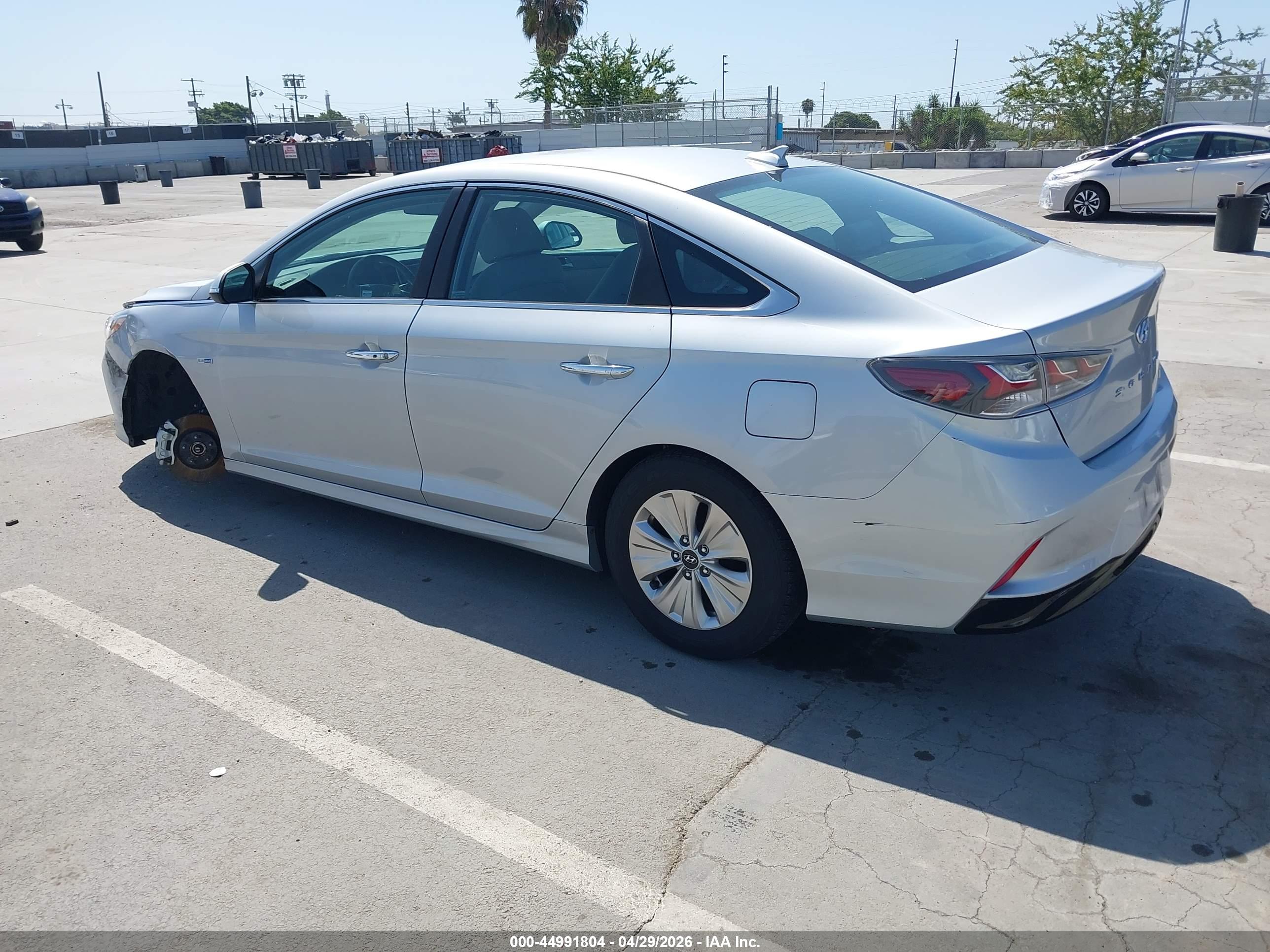 HYUNDAI SONATA image 3
