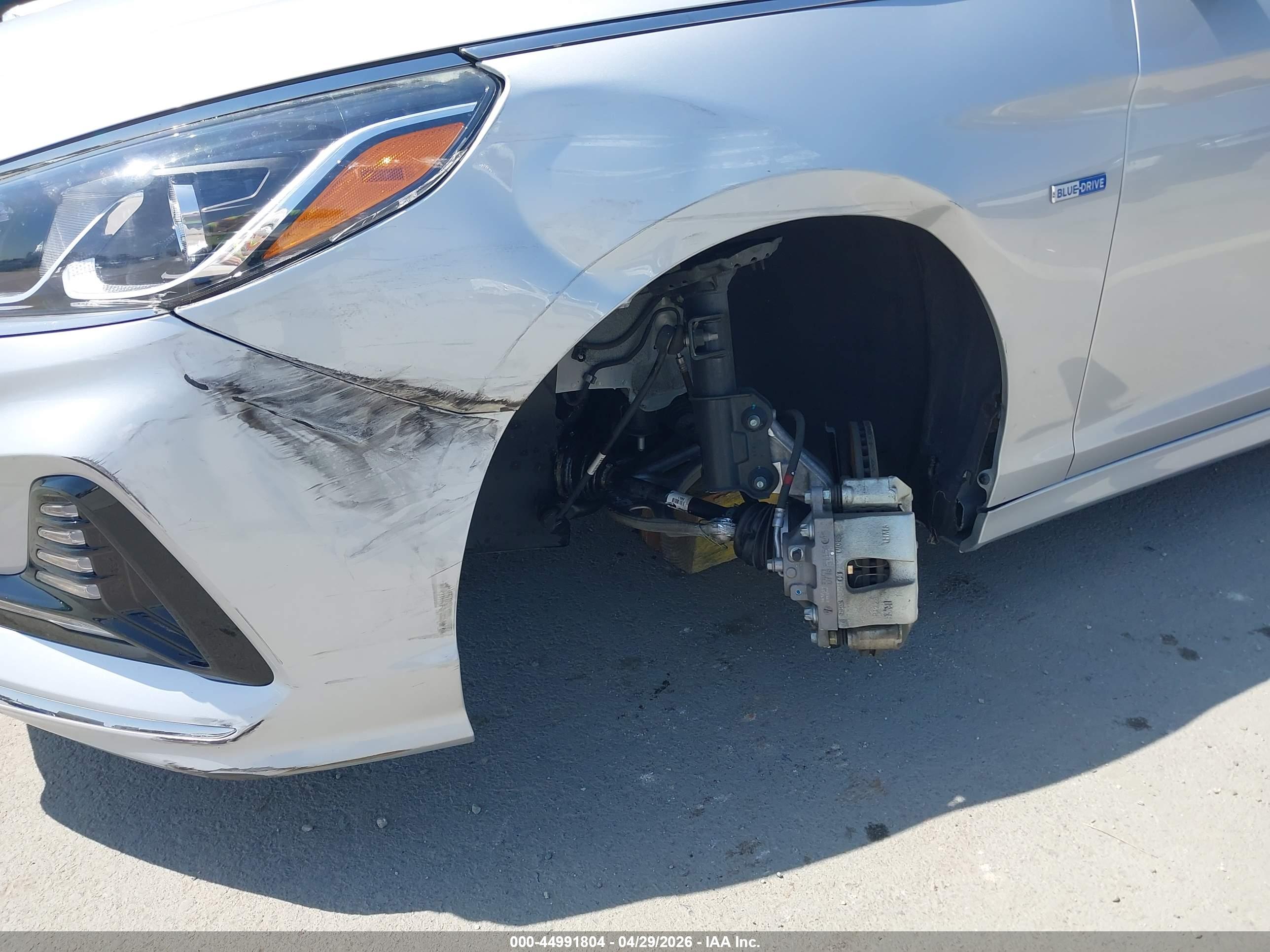 HYUNDAI SONATA image 6
