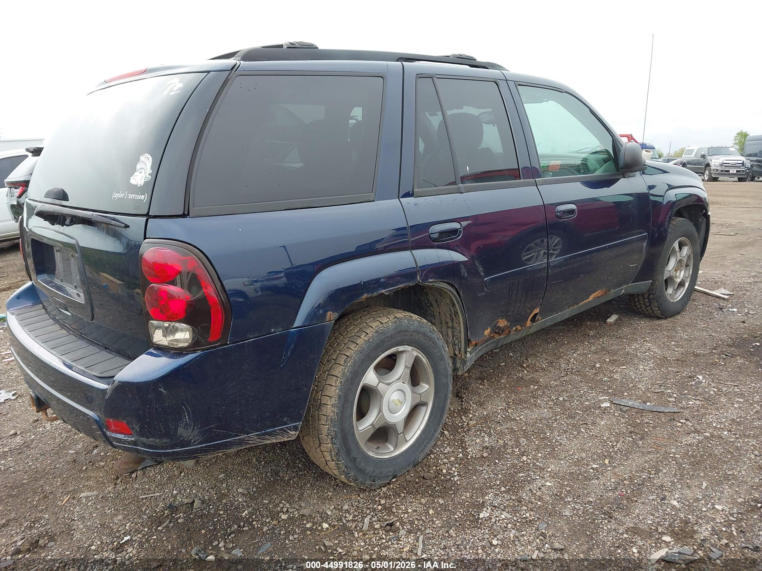 CHEVROLET TRAILBLAZER image 4
