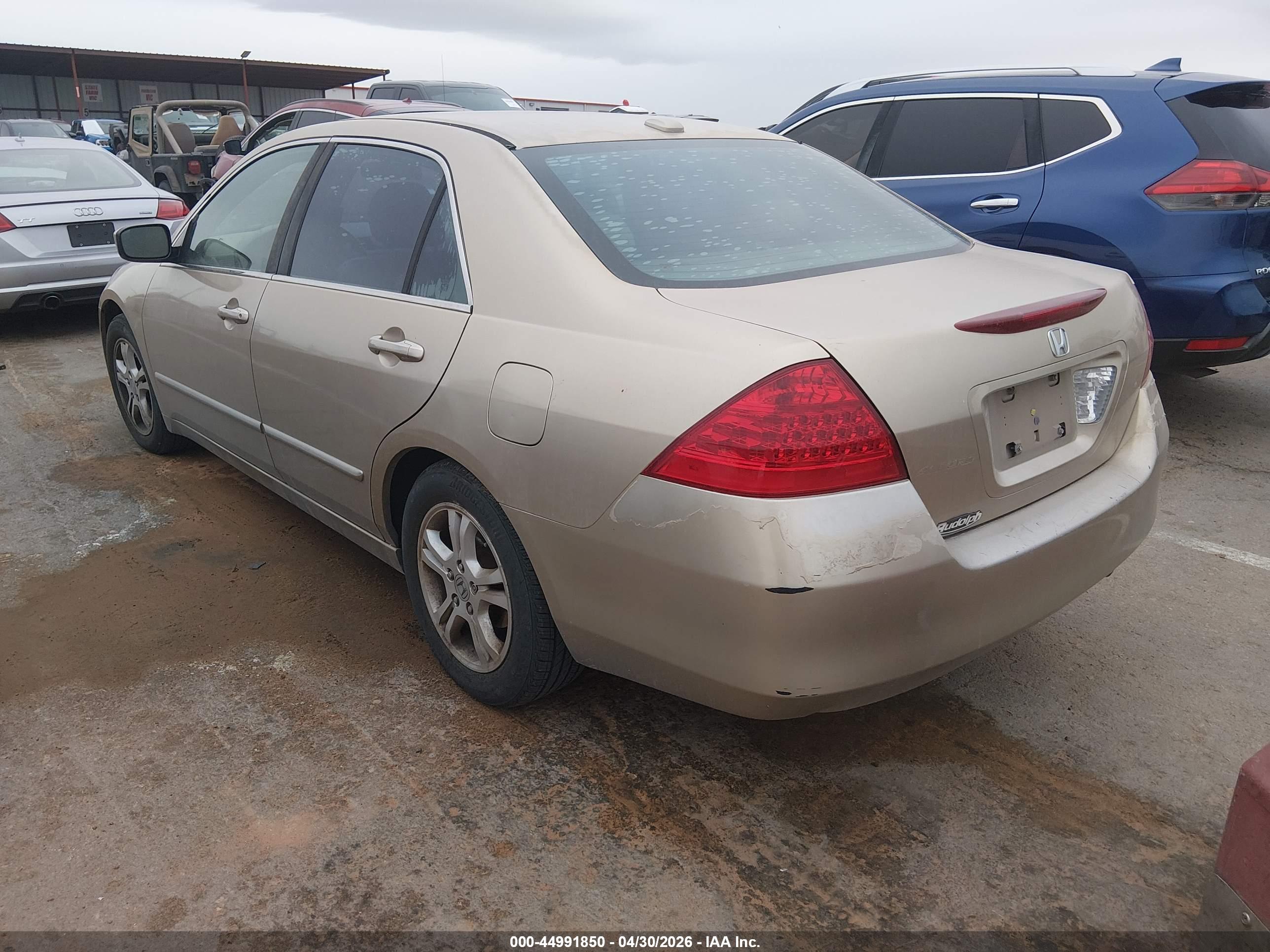 HONDA ACCORD image 3
