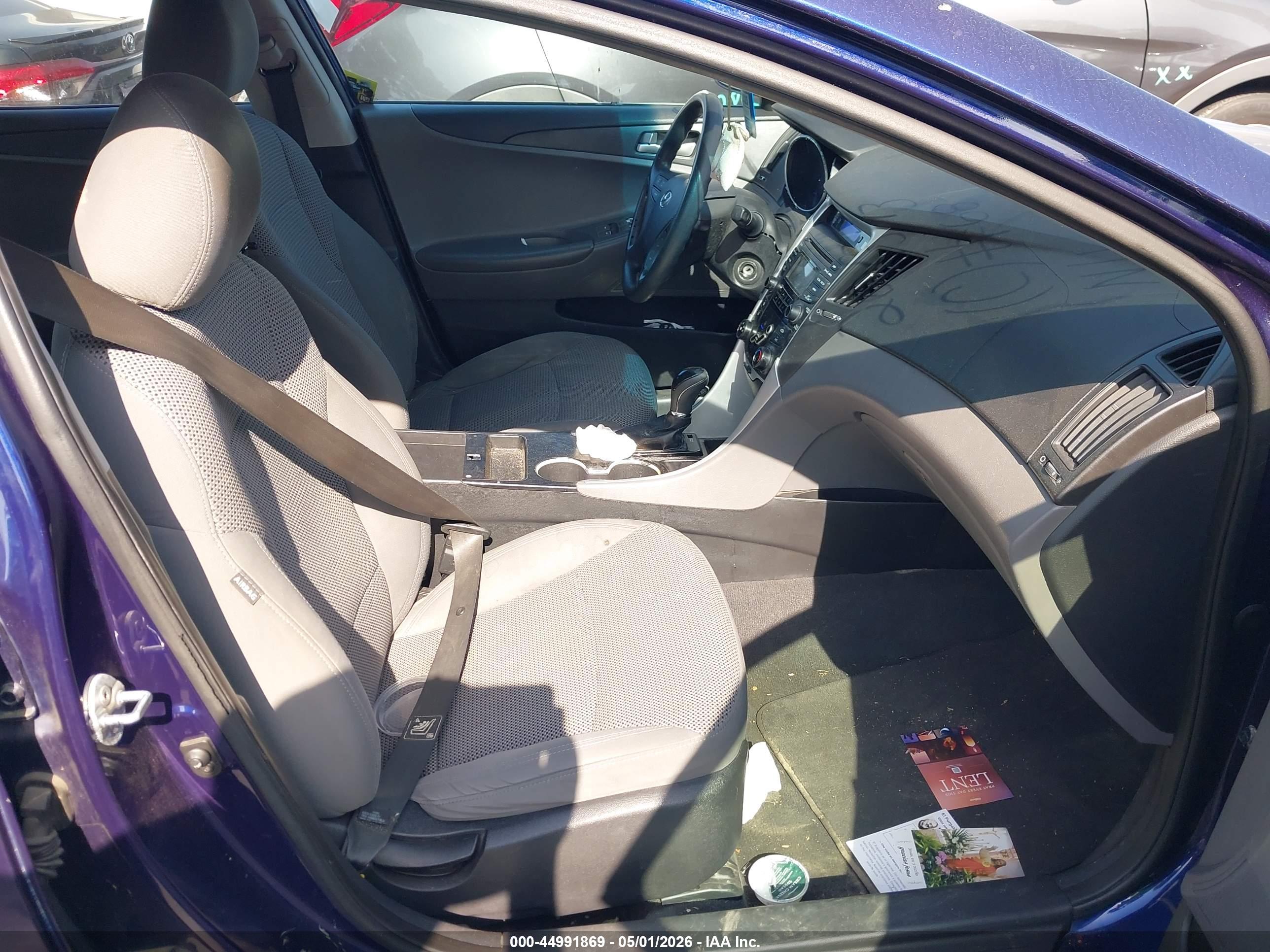 HYUNDAI SONATA image 5