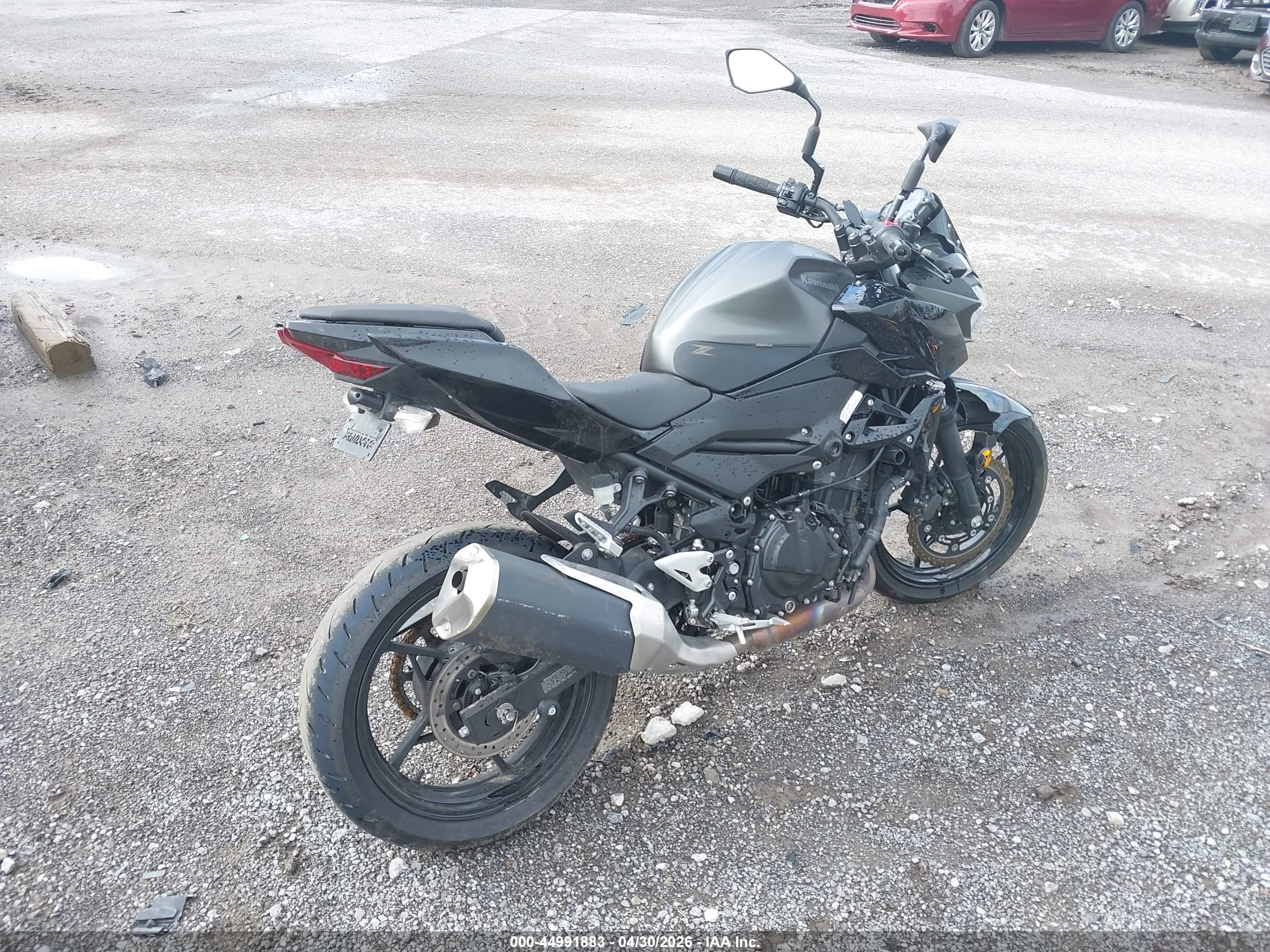 KAWASAKI ER400 image 4