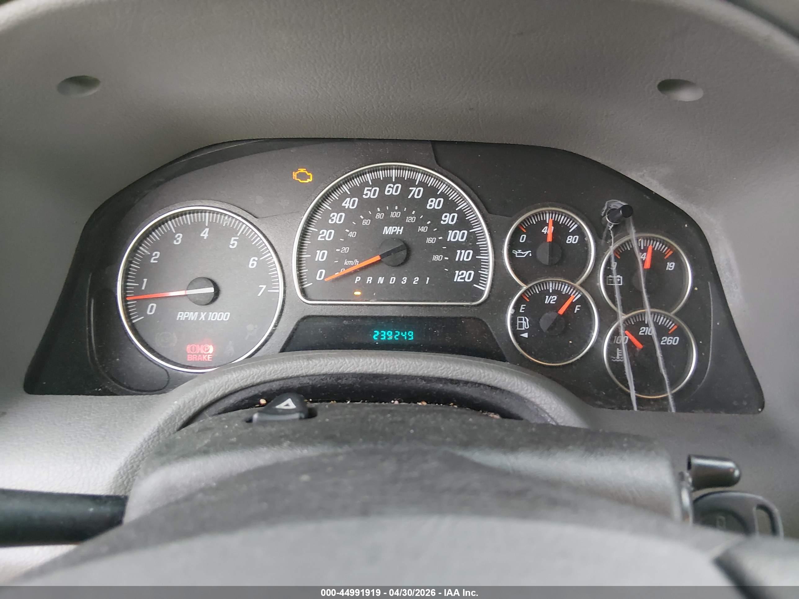 GMC ENVOY image 7