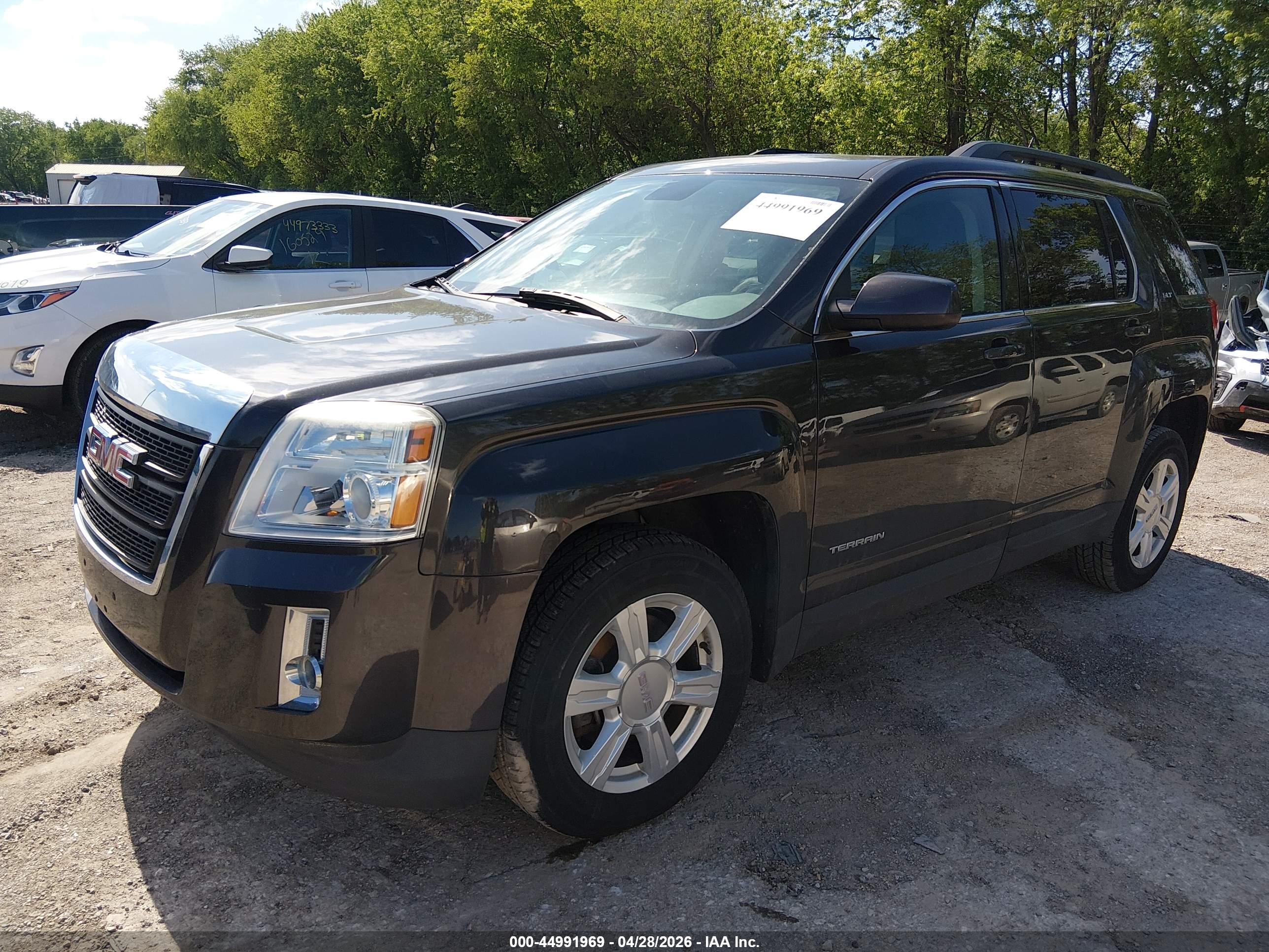 GMC TERRAIN image 2