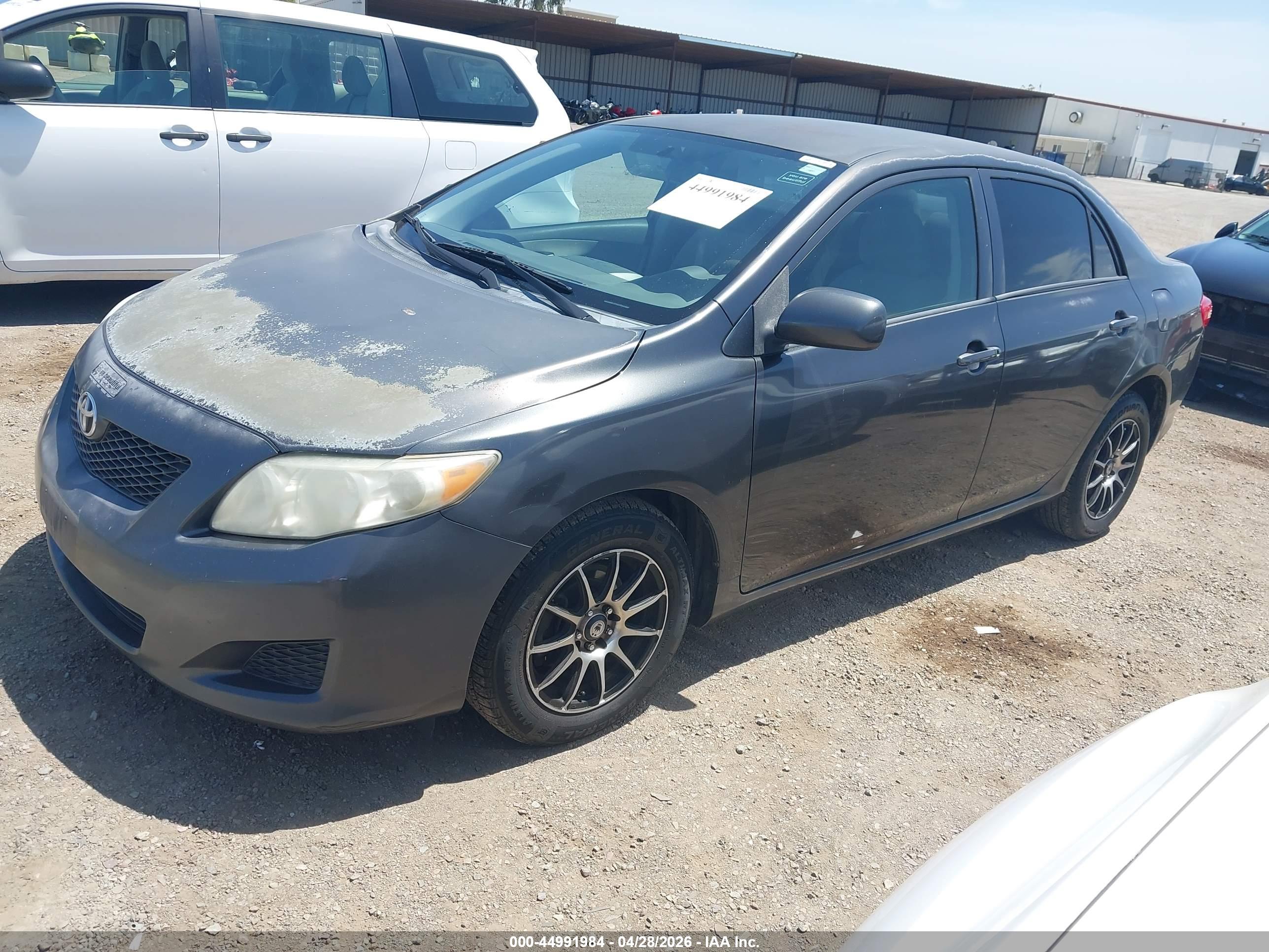 TOYOTA COROLLA image 2