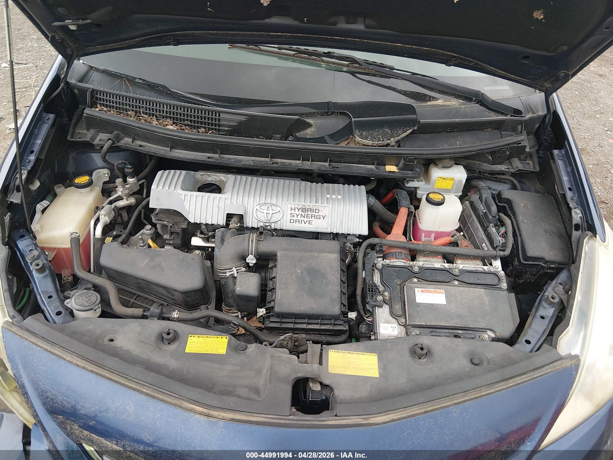 TOYOTA PRIUS image 10