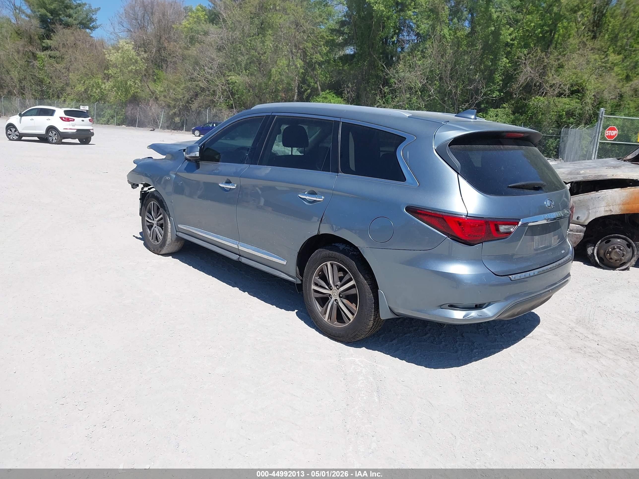 INFINITI QX60 image 3