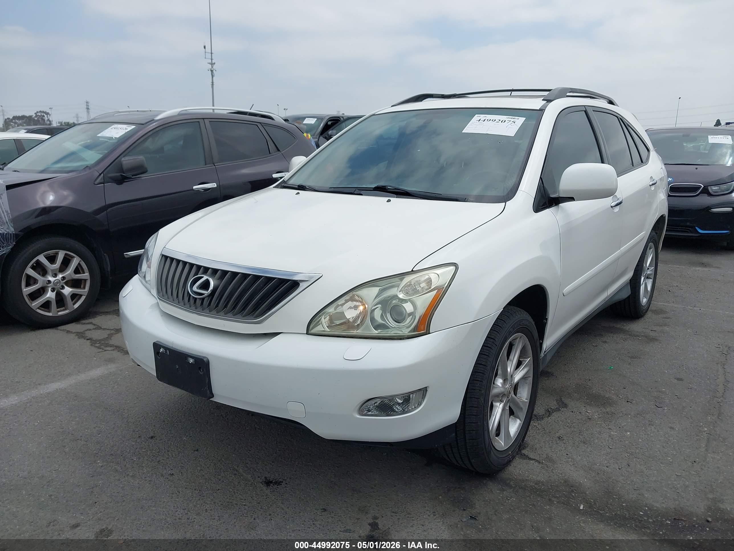LEXUS RX image 2