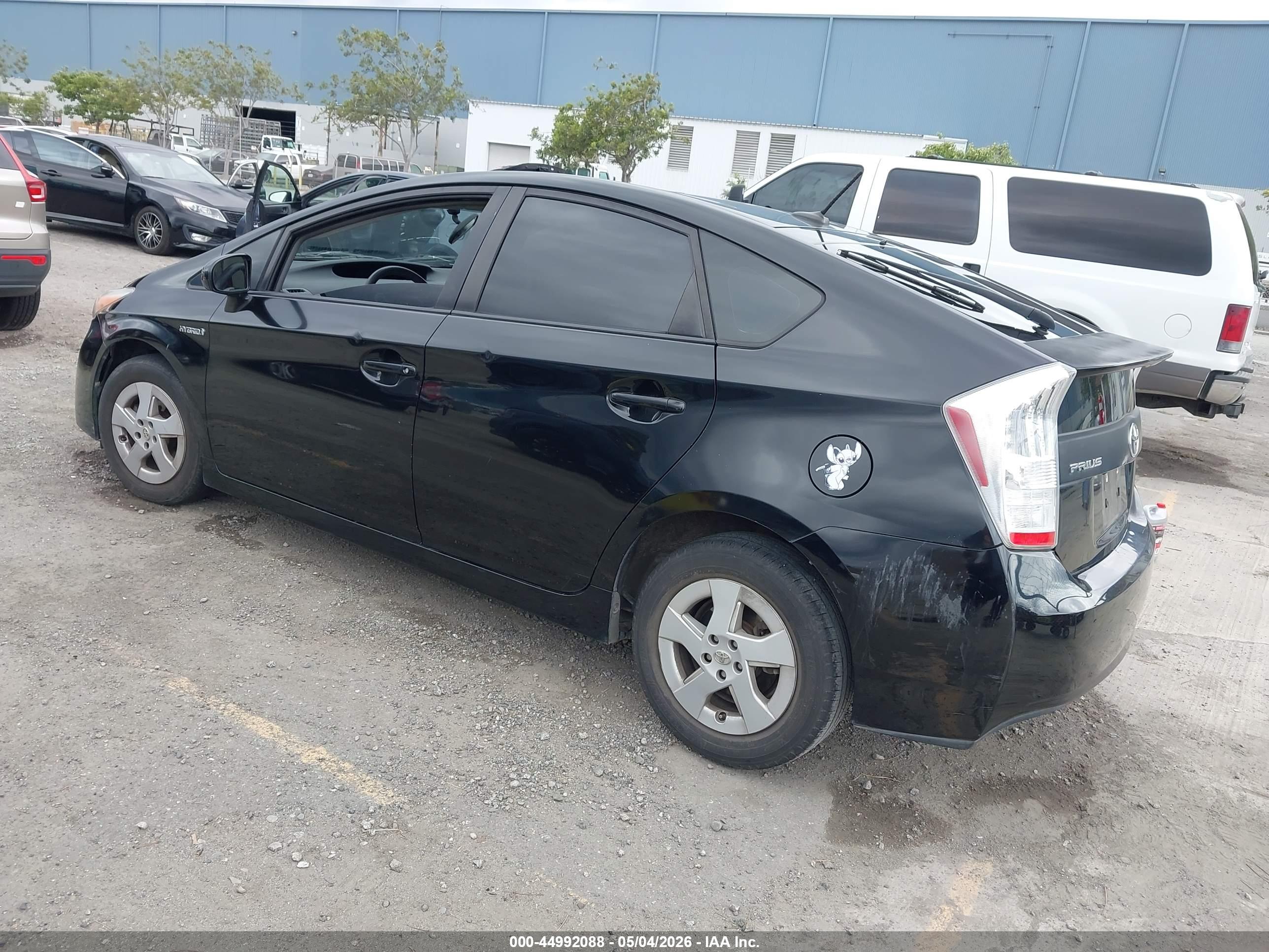 TOYOTA PRIUS image 3