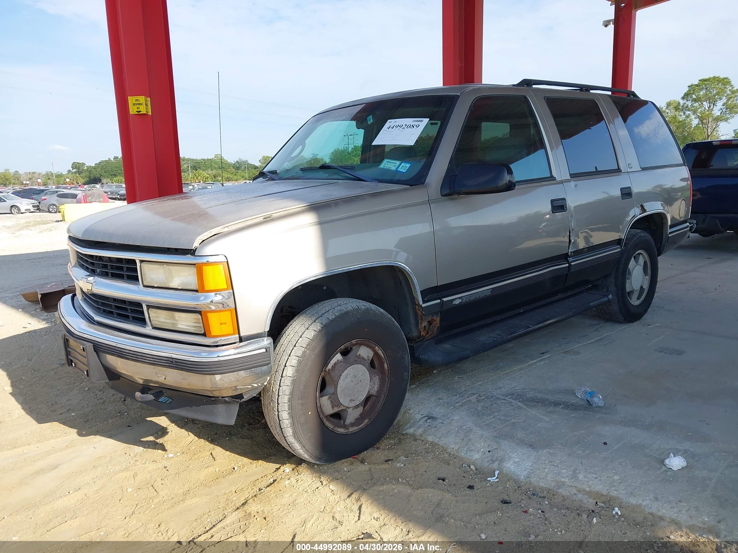 CHEVROLET TAHOE image 2