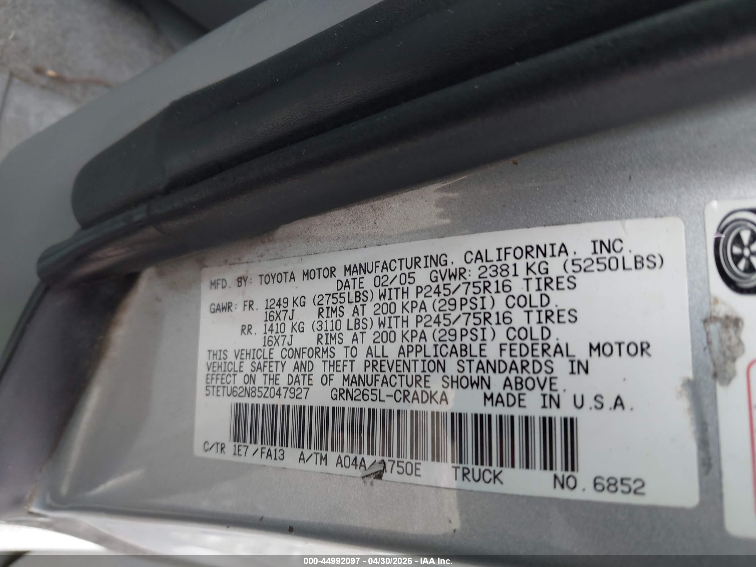 TOYOTA TACOMA image 9