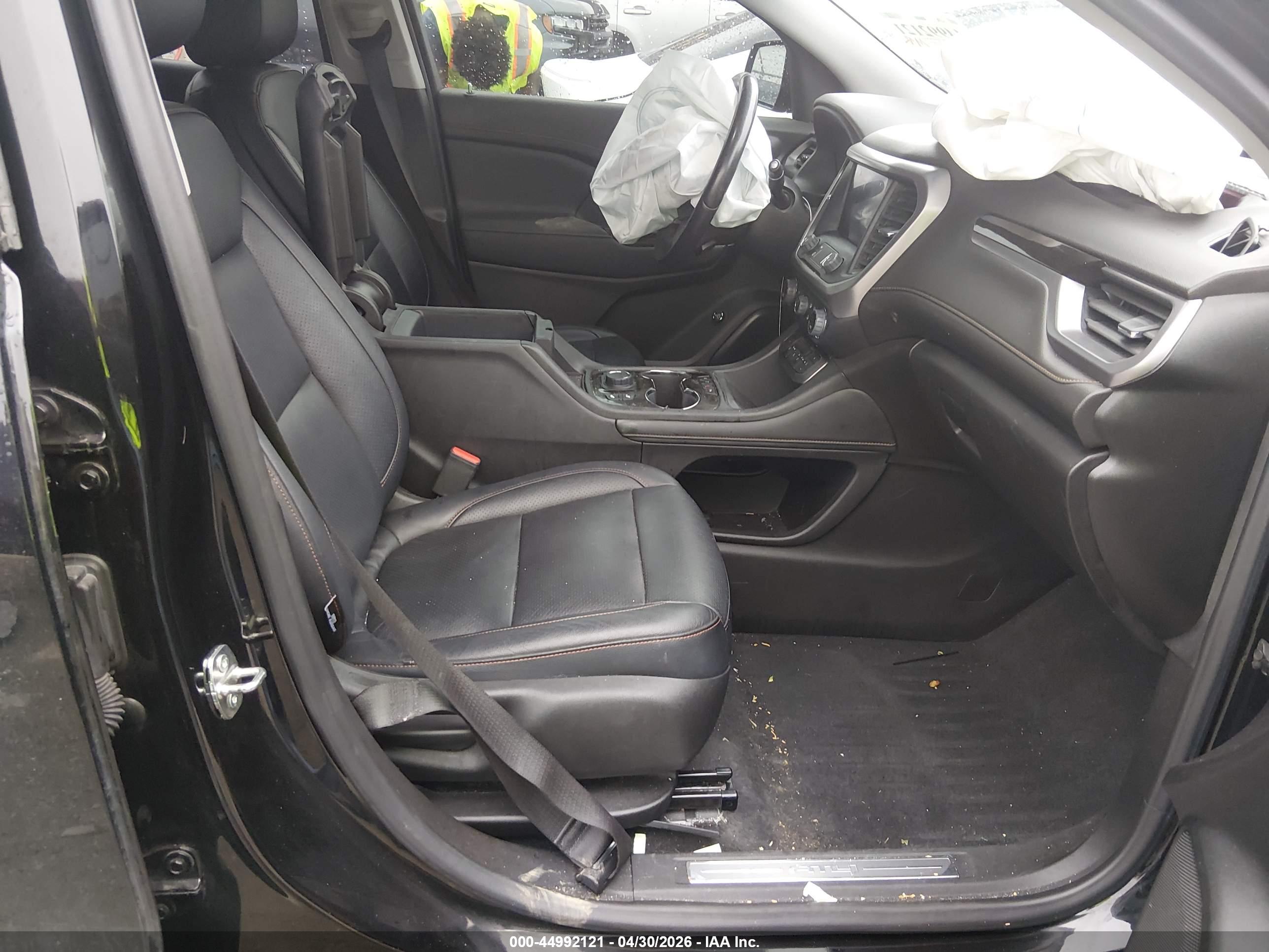GMC ACADIA image 5