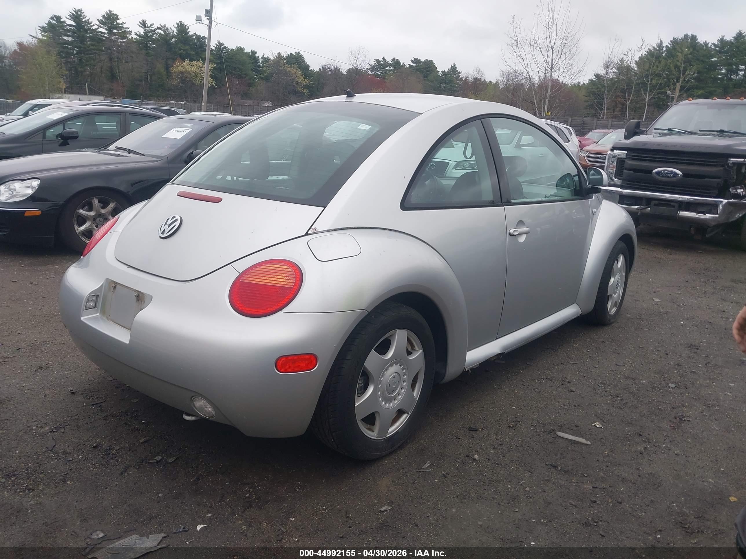 VOLKSWAGEN NEW image 4