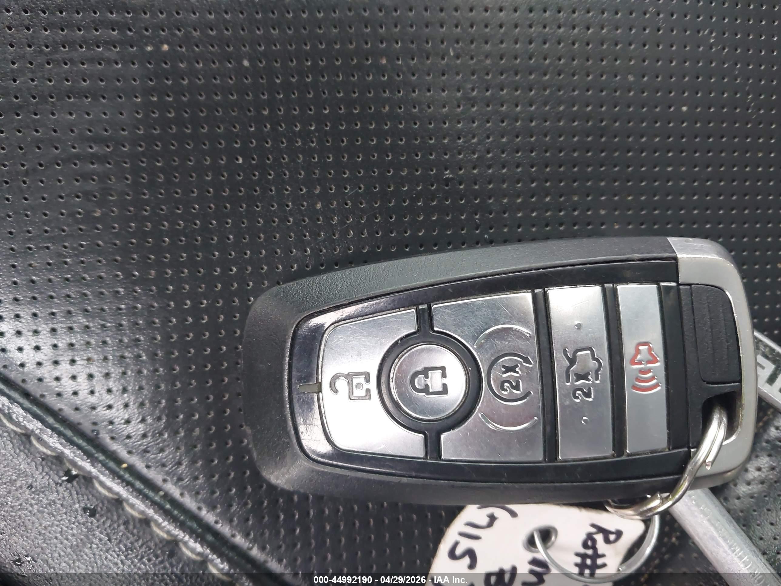 FORD EXPLORER image 11