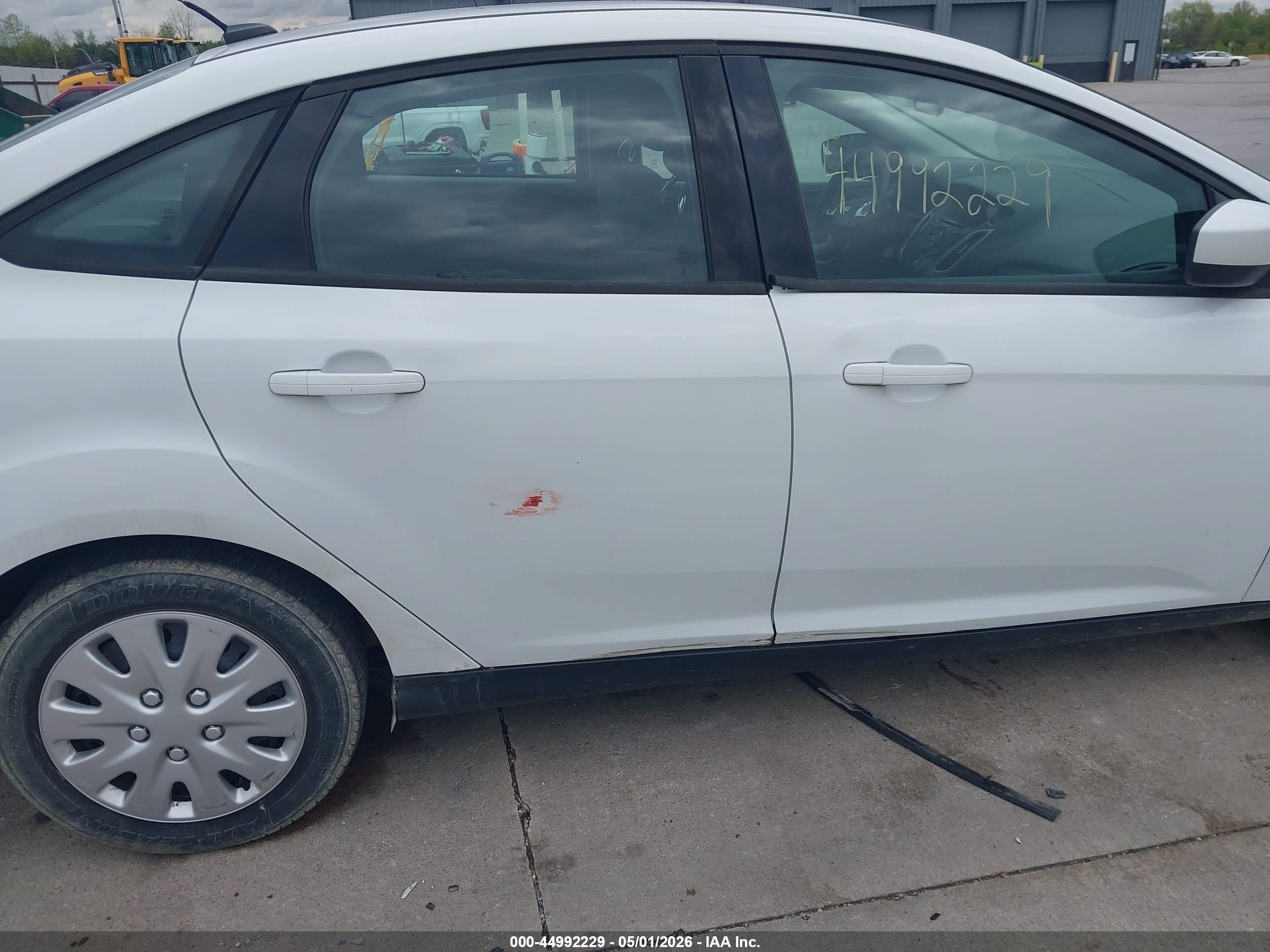 FORD FOCUS image 6
