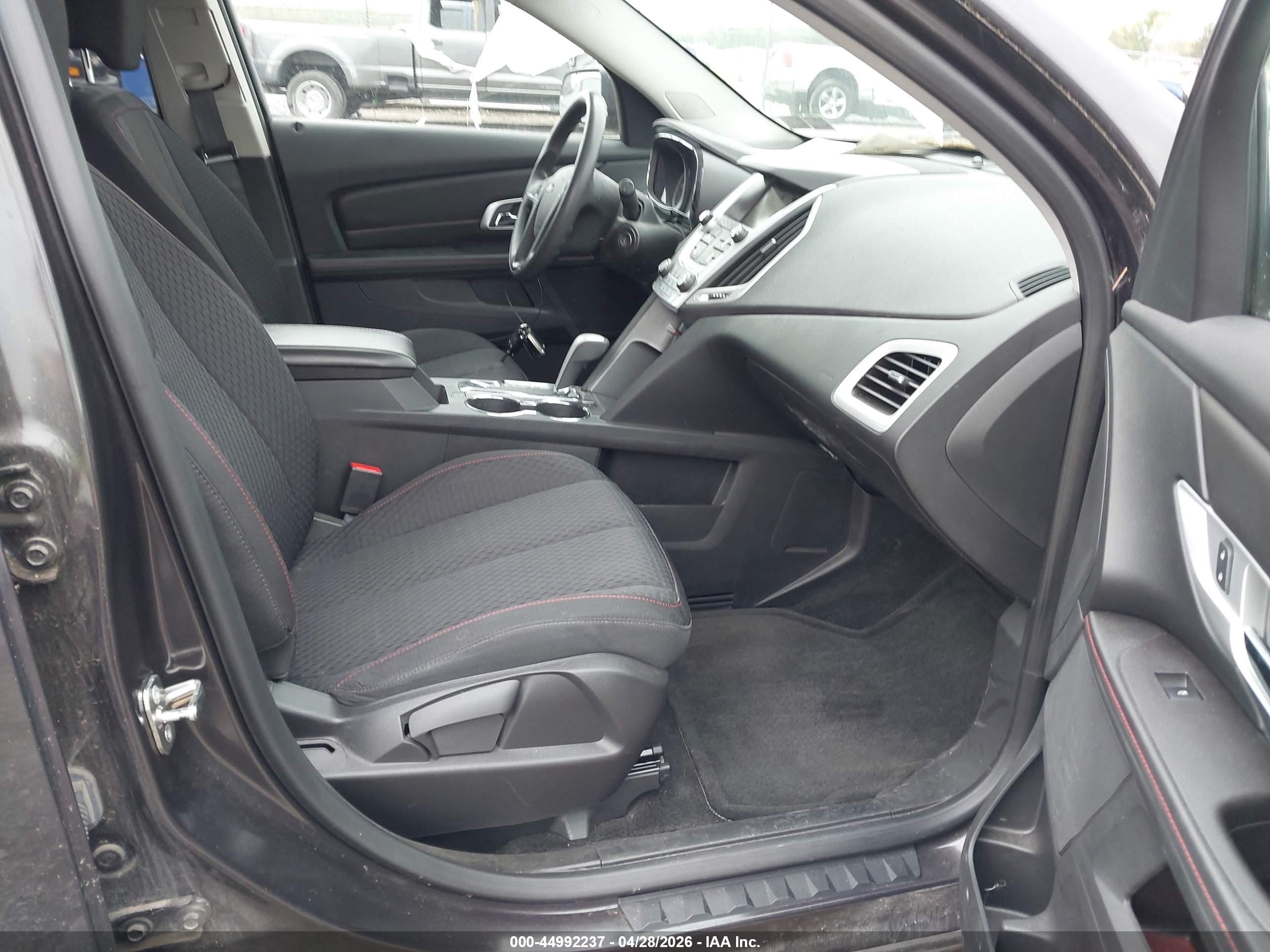 GMC TERRAIN image 5