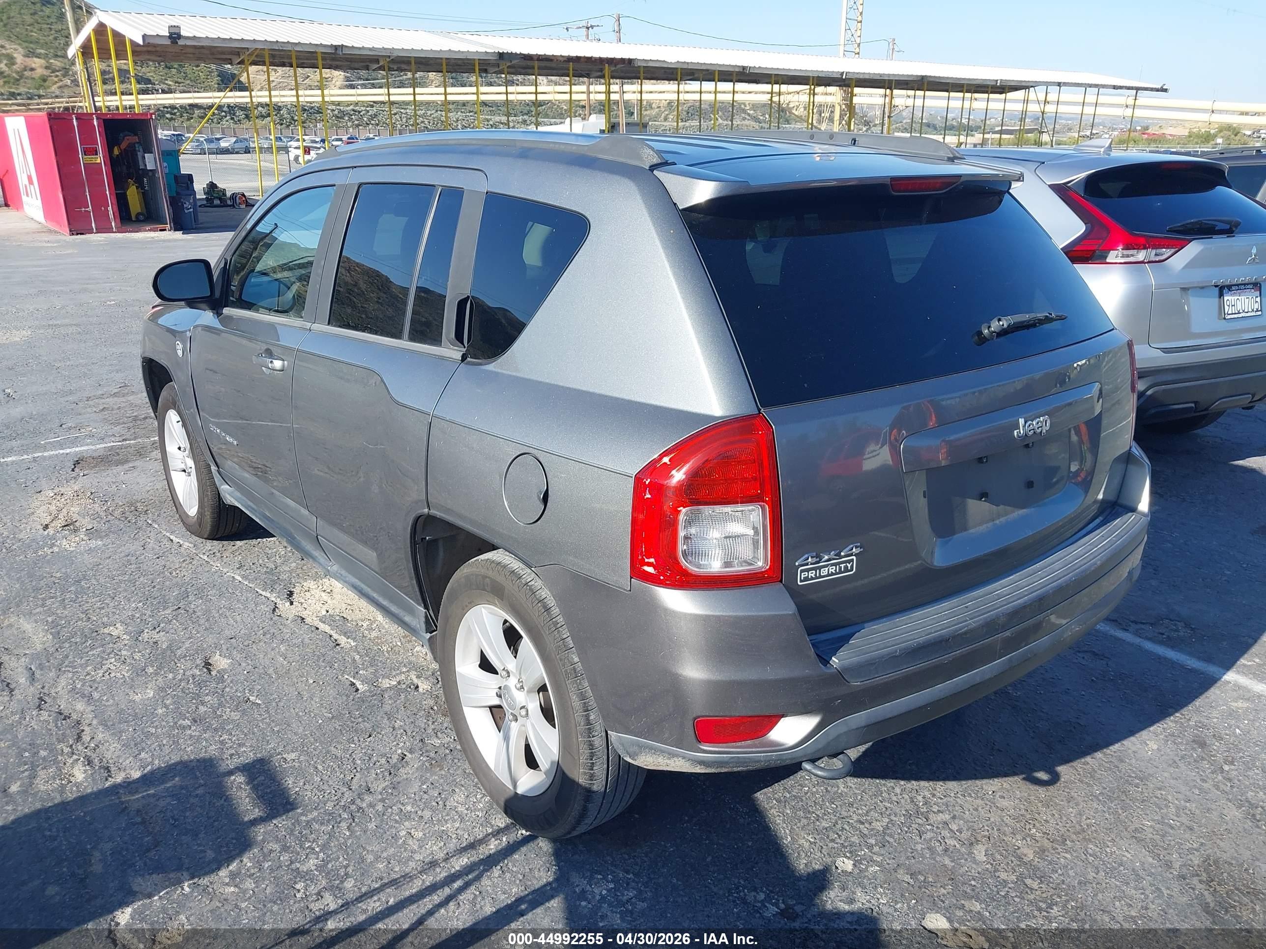 JEEP COMPASS image 3