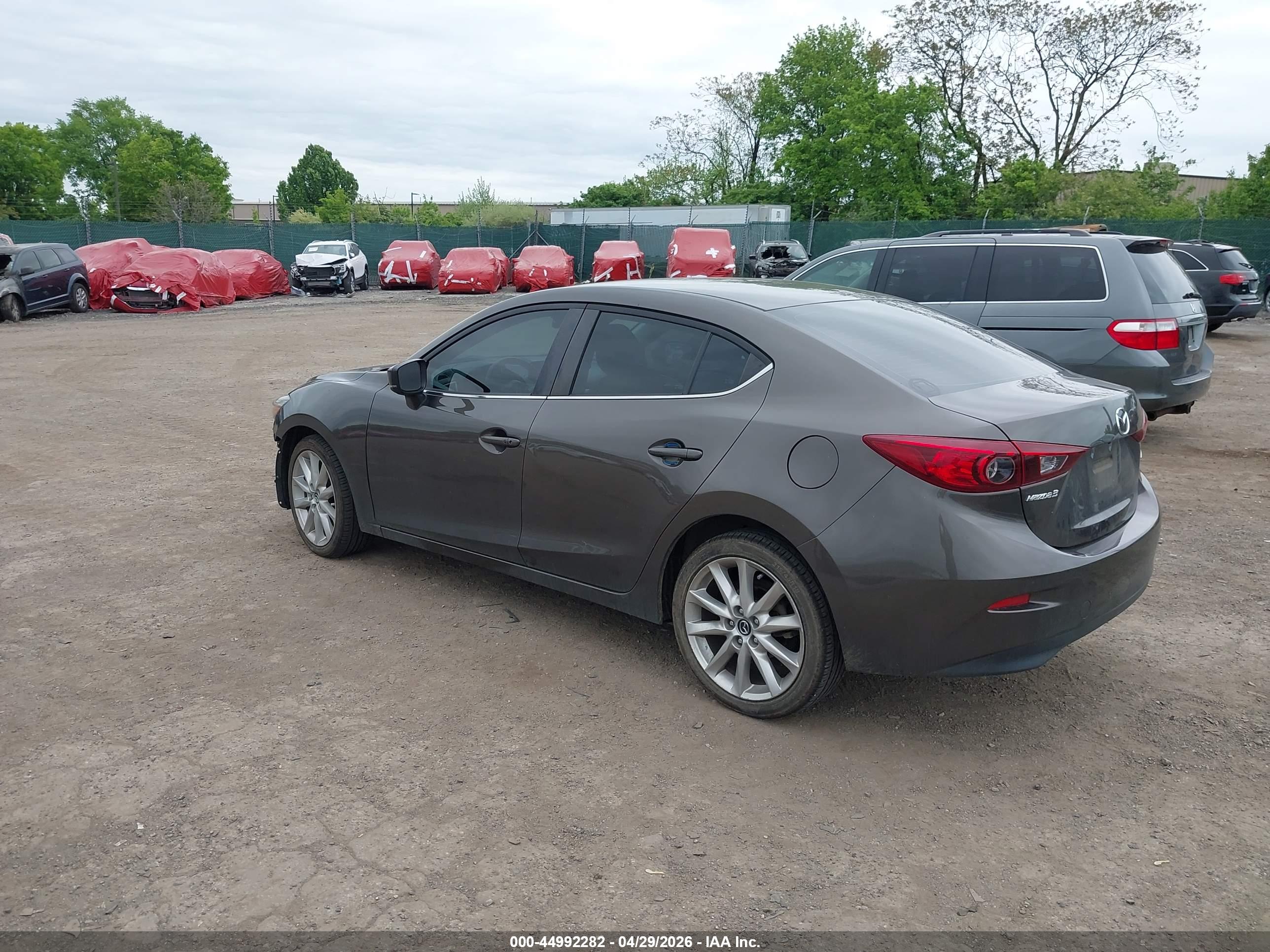 MAZDA MAZDA3 image 3