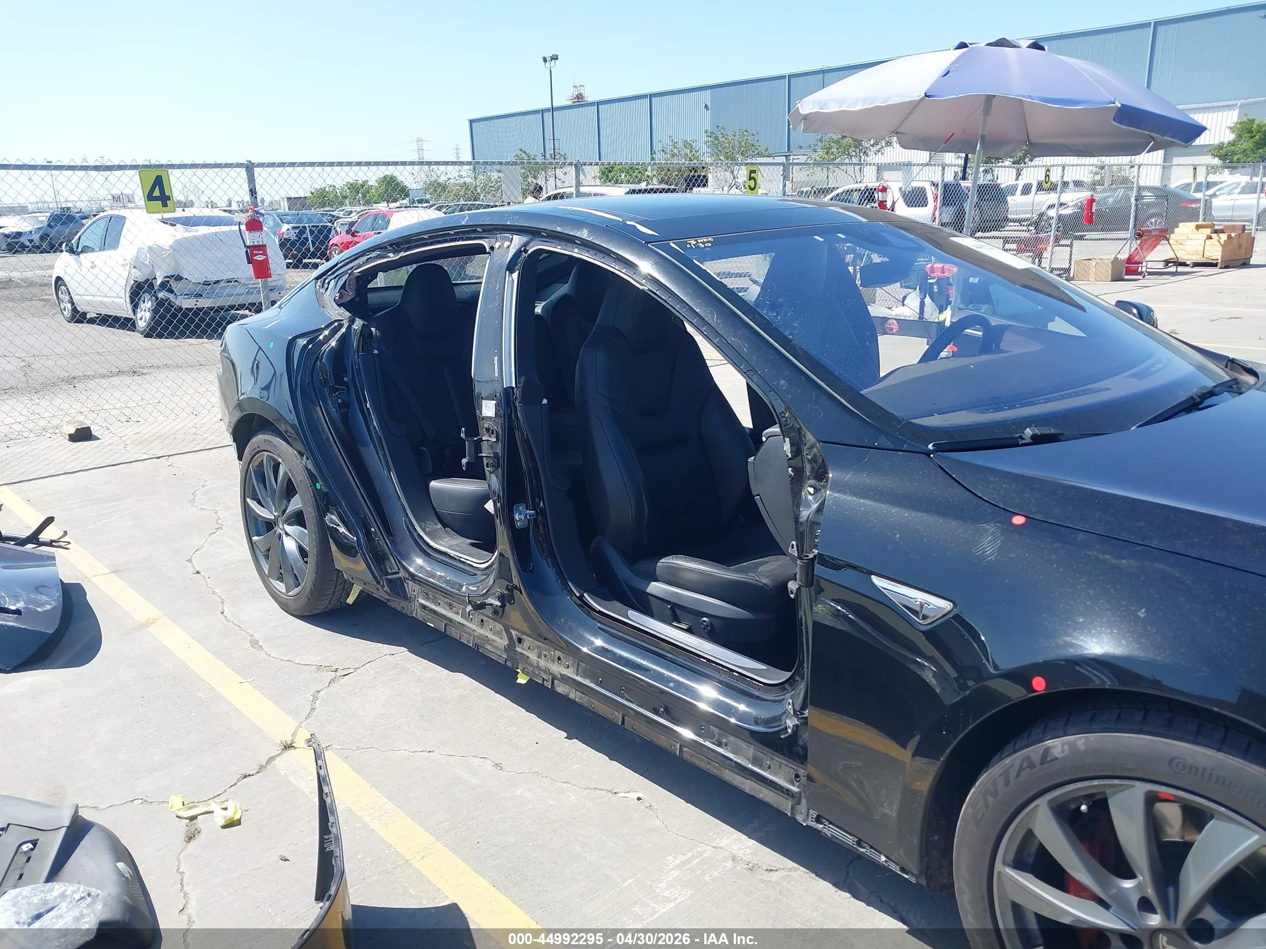 TESLA MODEL image 6