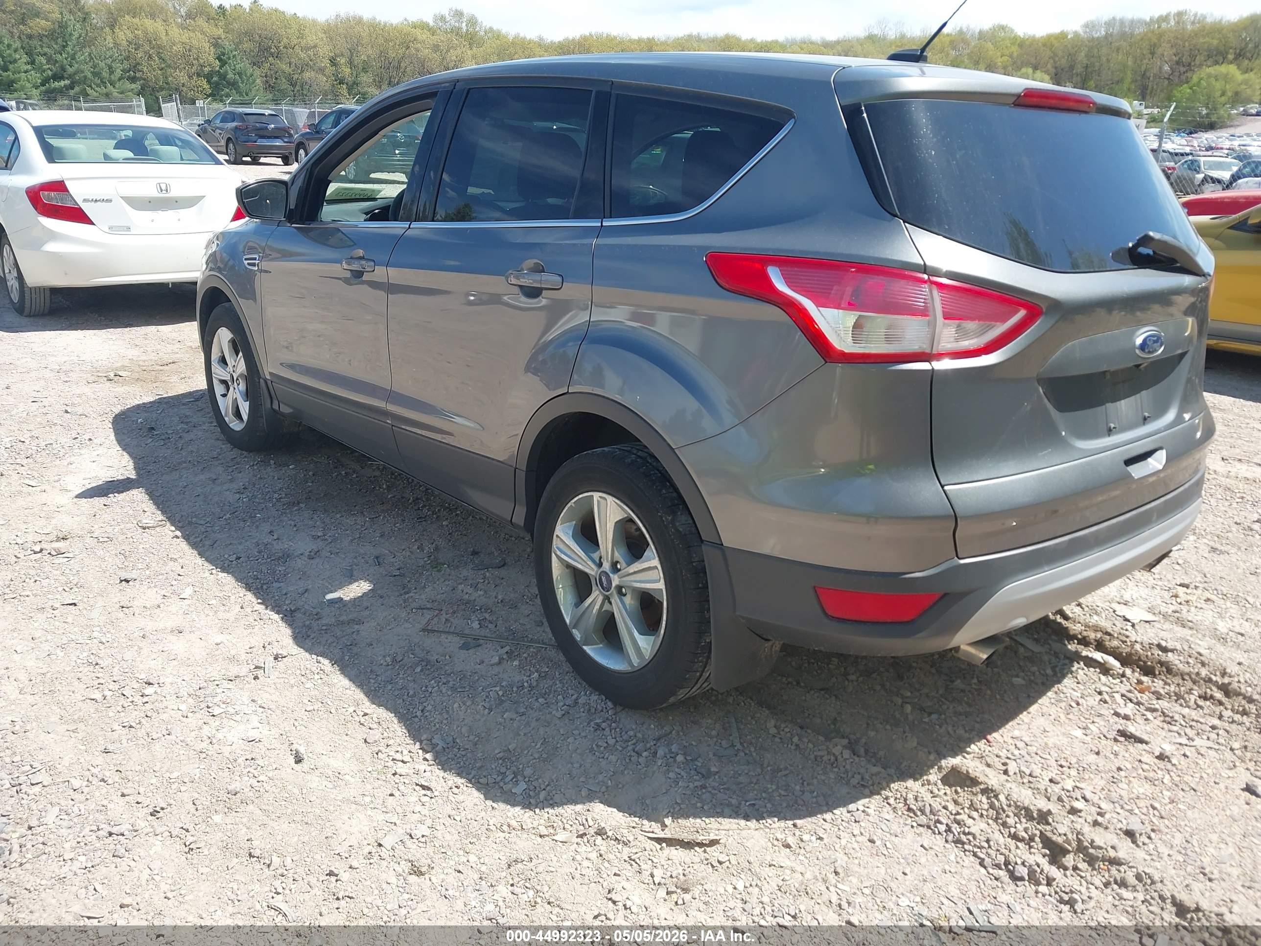 FORD ESCAPE image 3