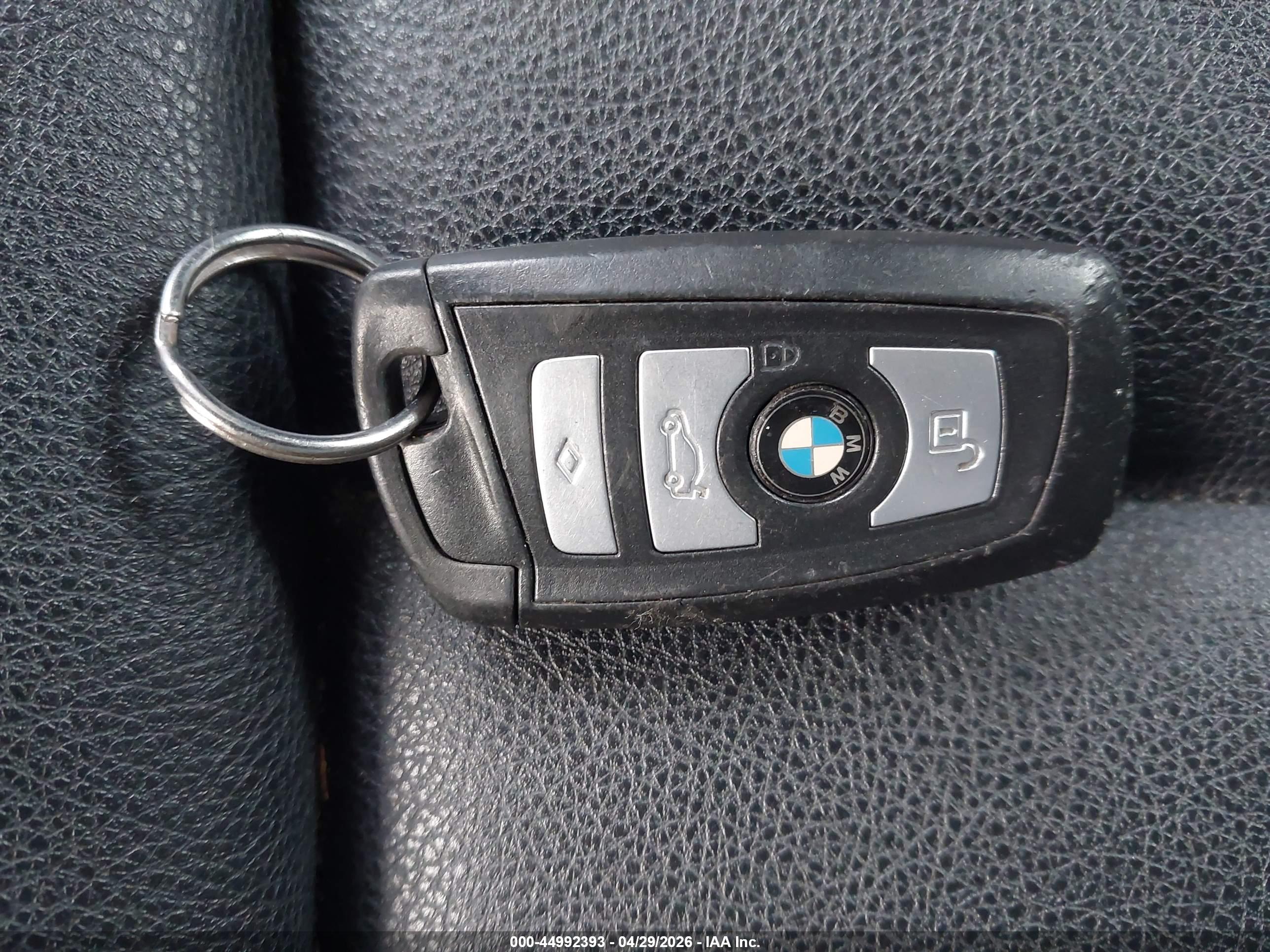 BMW 528I image 11