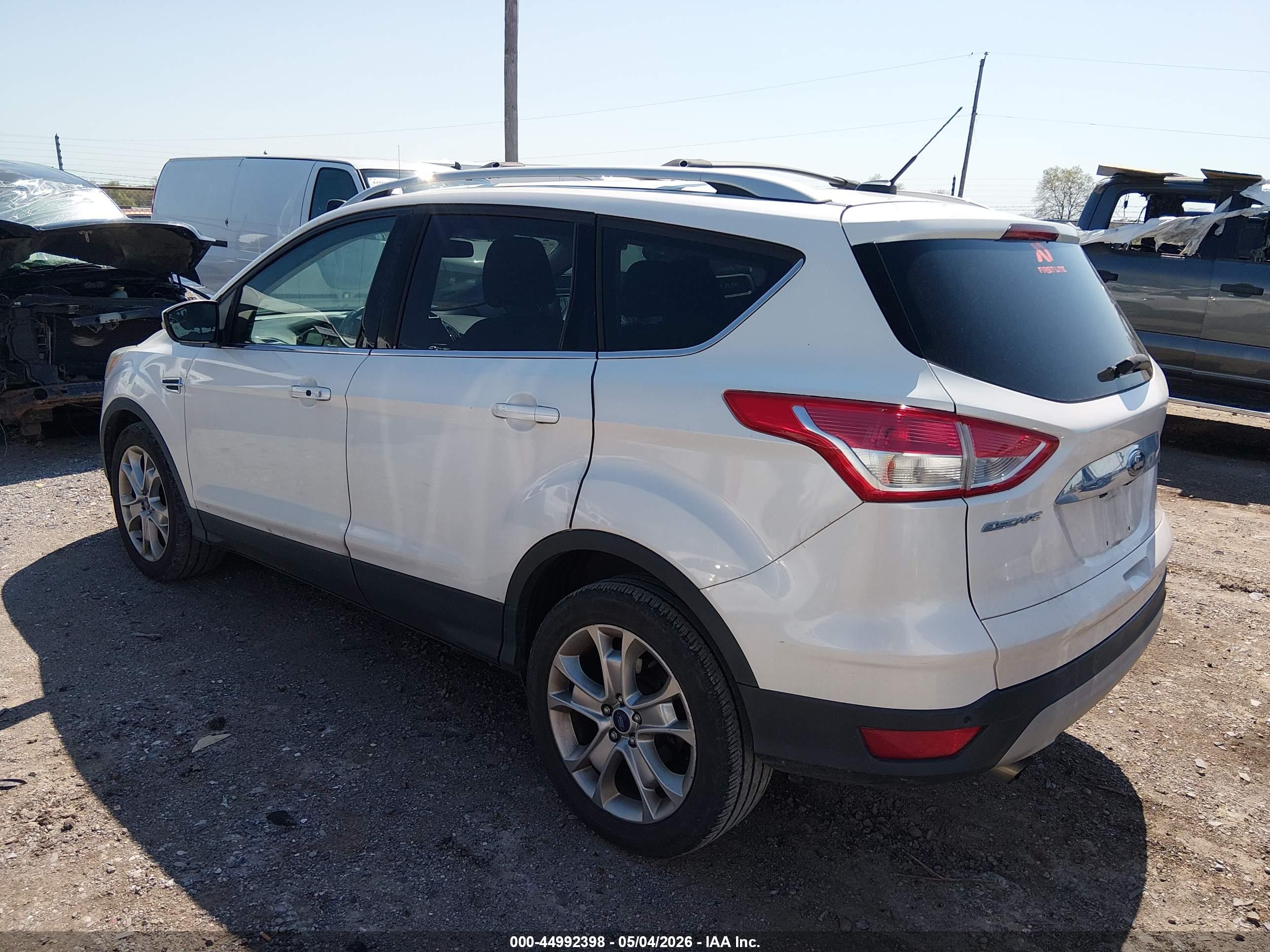 FORD ESCAPE image 3