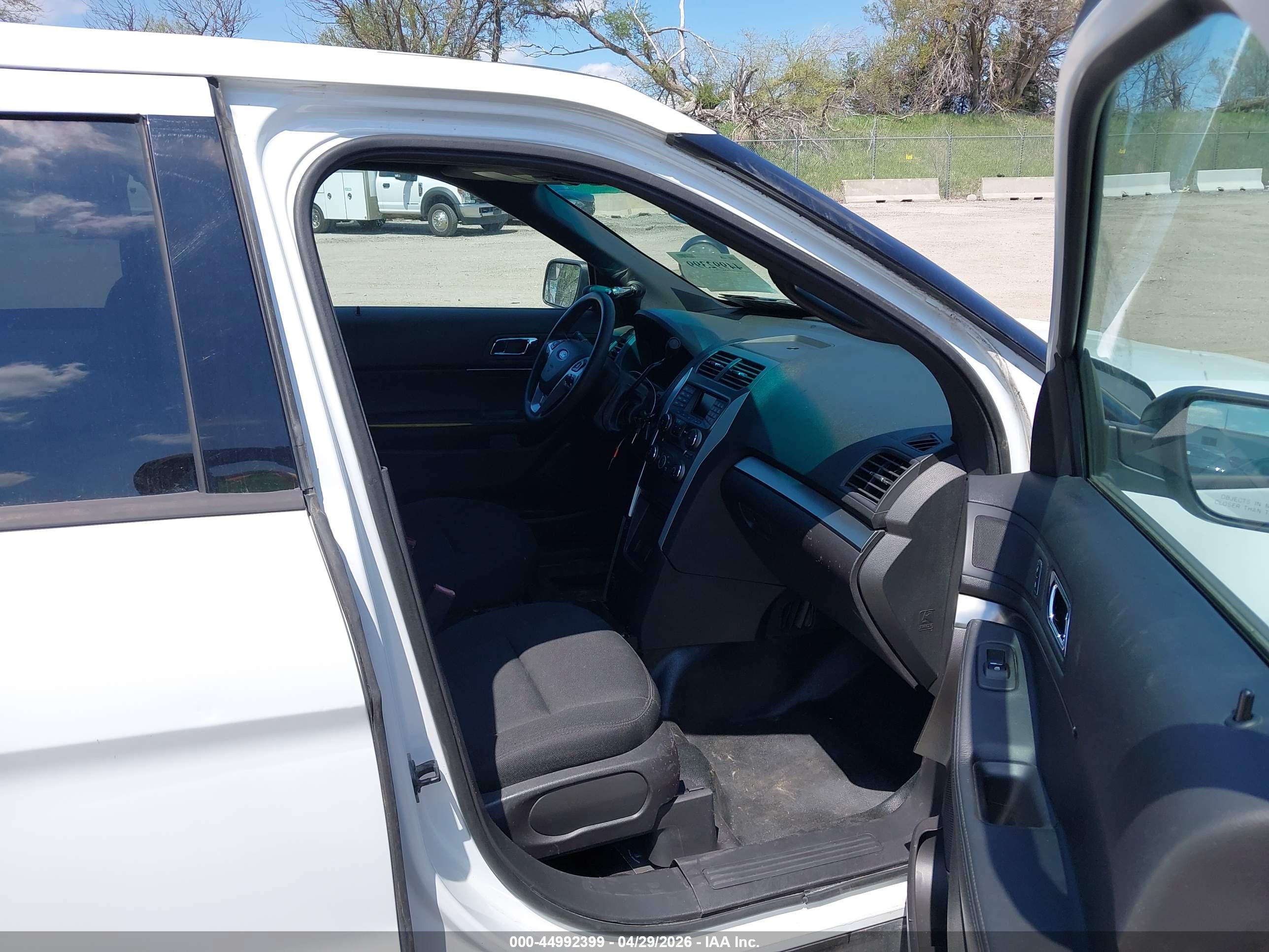 FORD UTILITY image 5