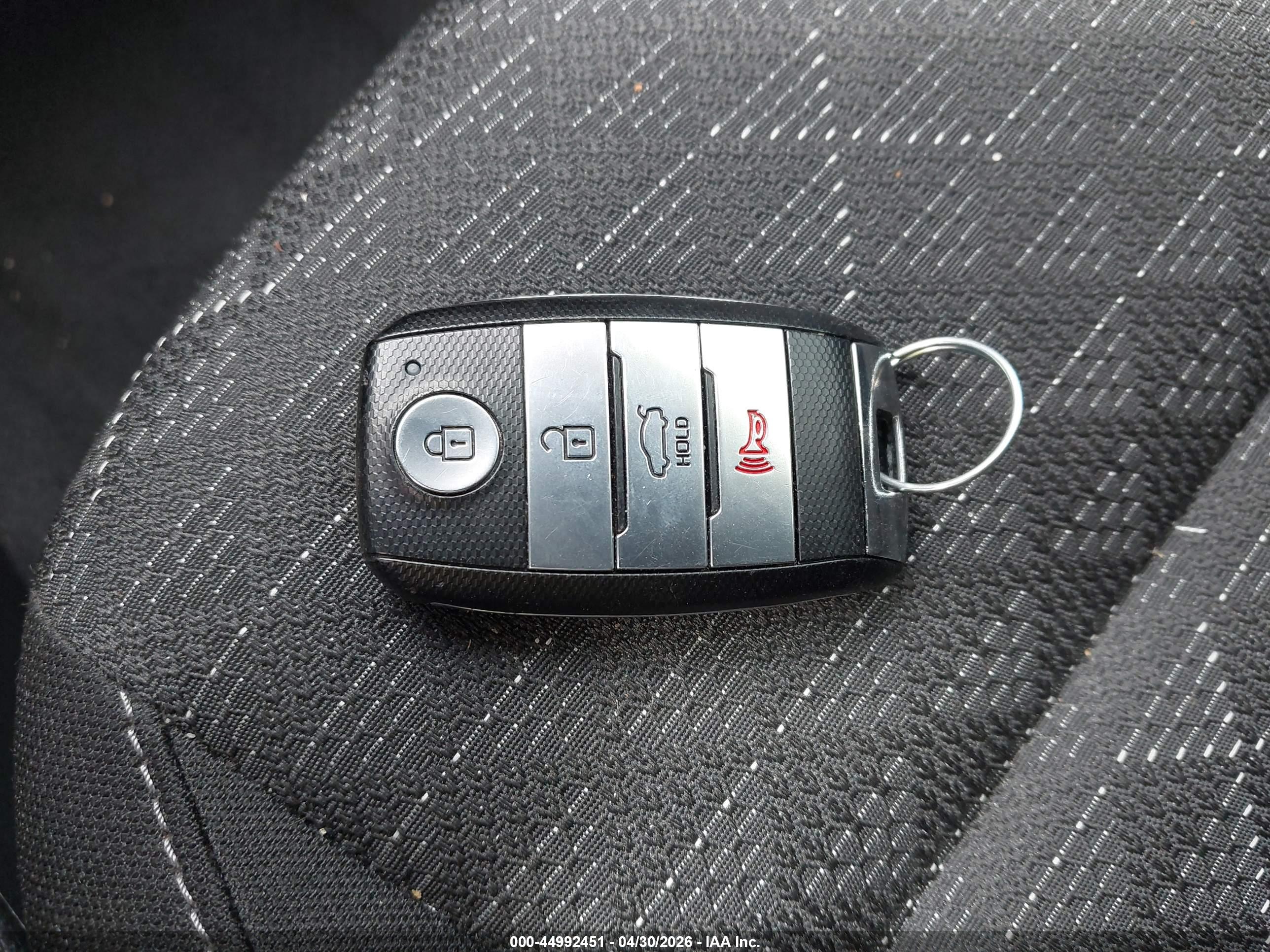 KIA RIO image 11