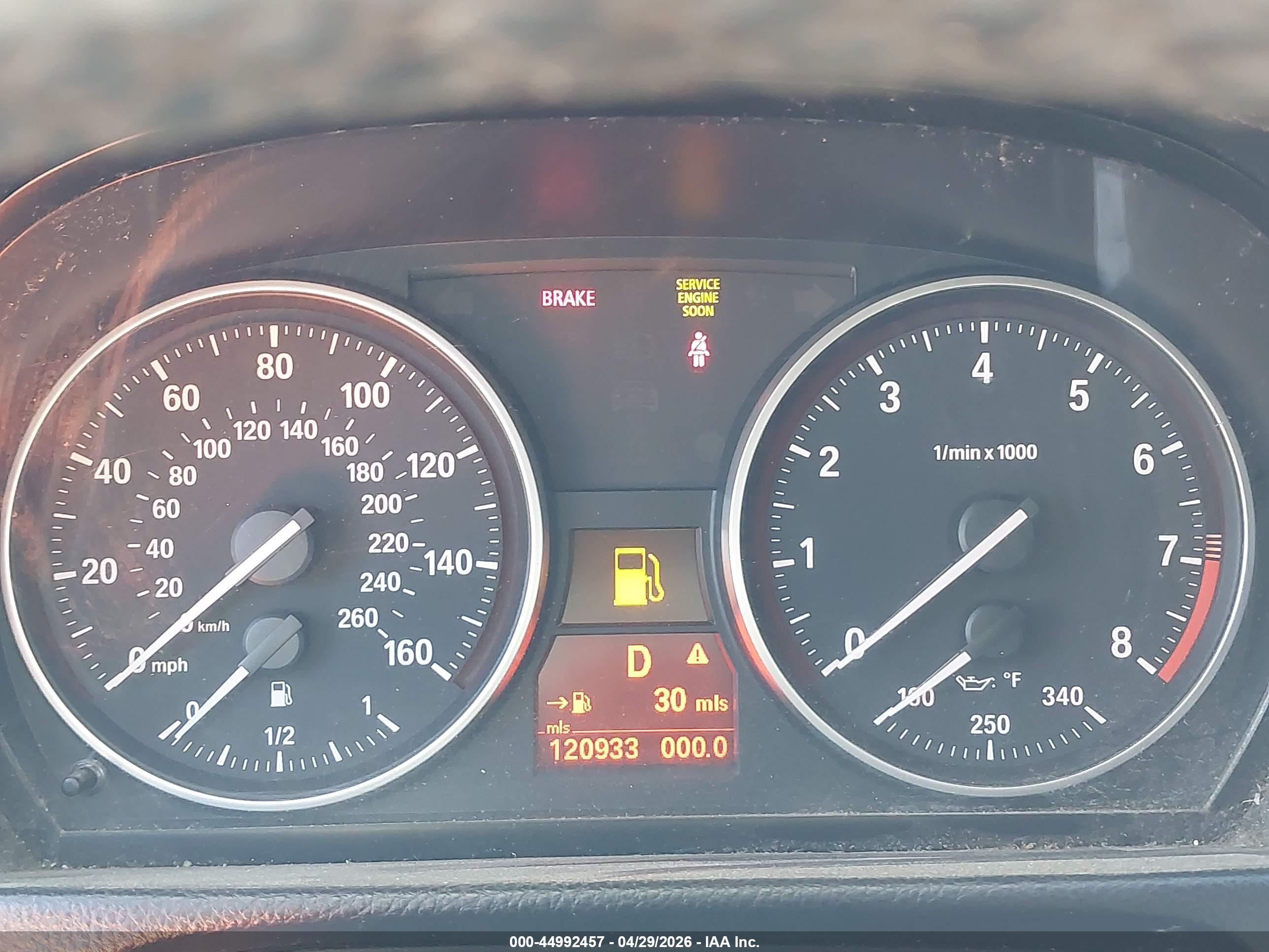 BMW 328I image 7