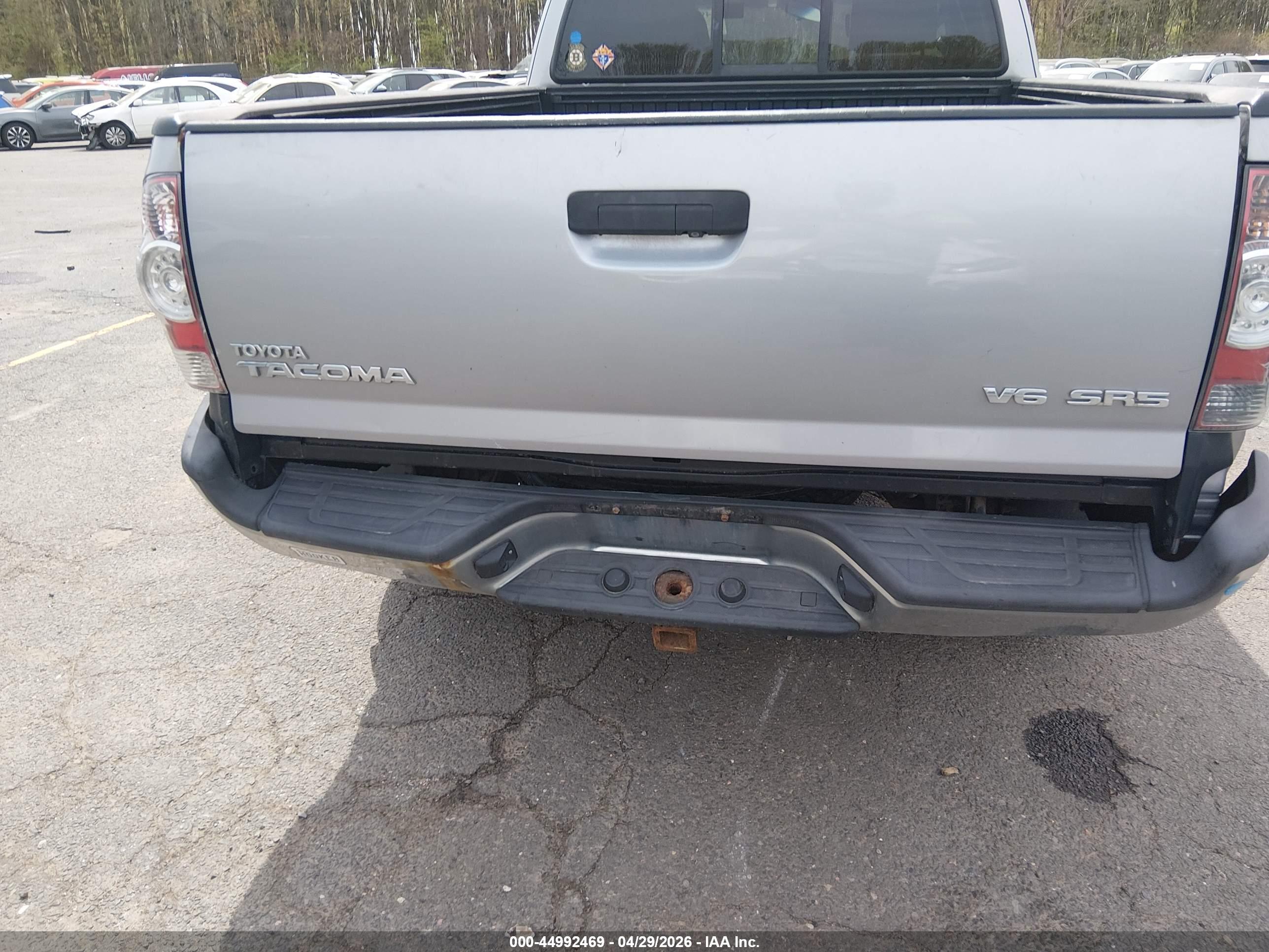 TOYOTA TACOMA image 6