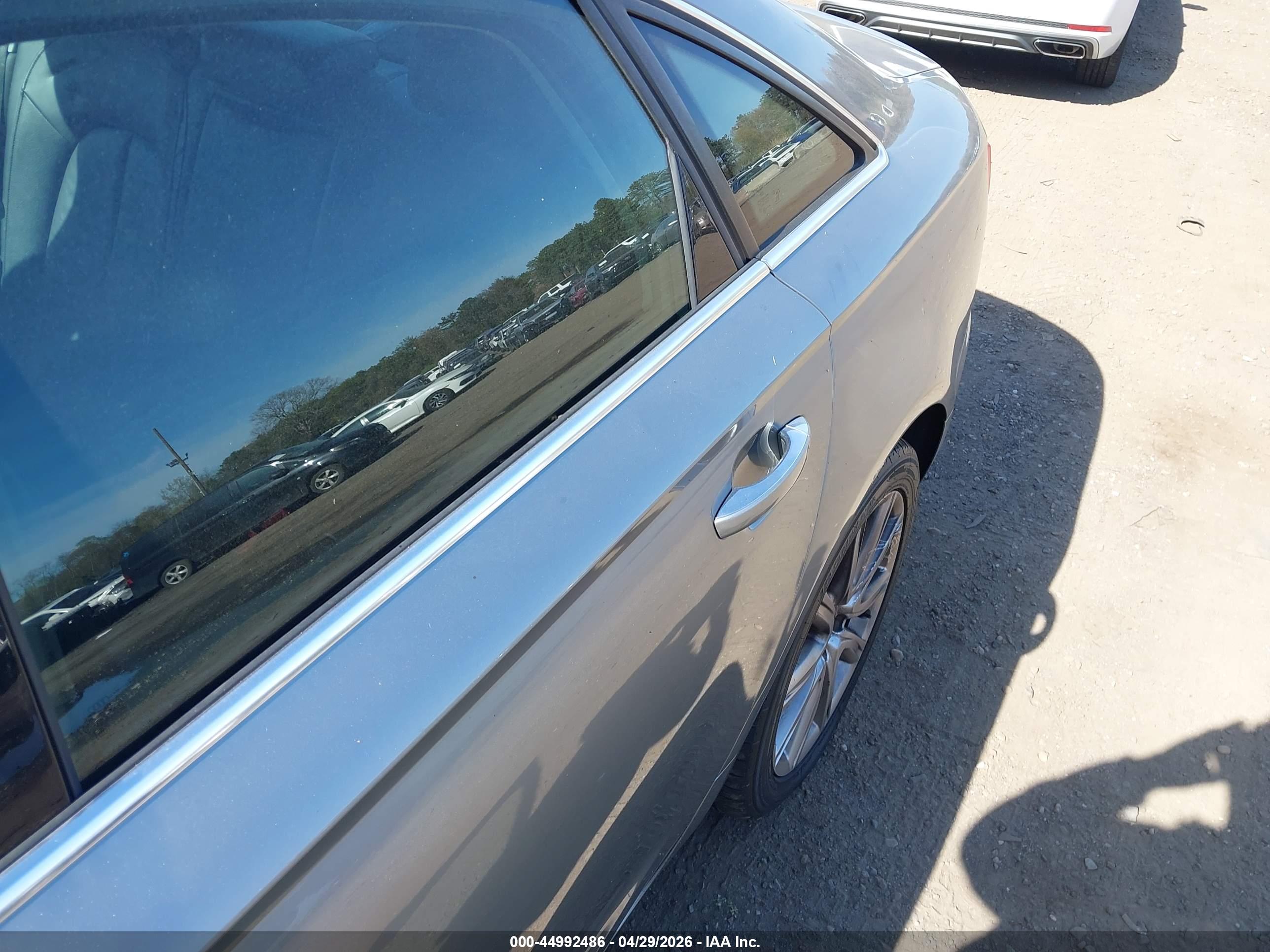 AUDI A6 image 6