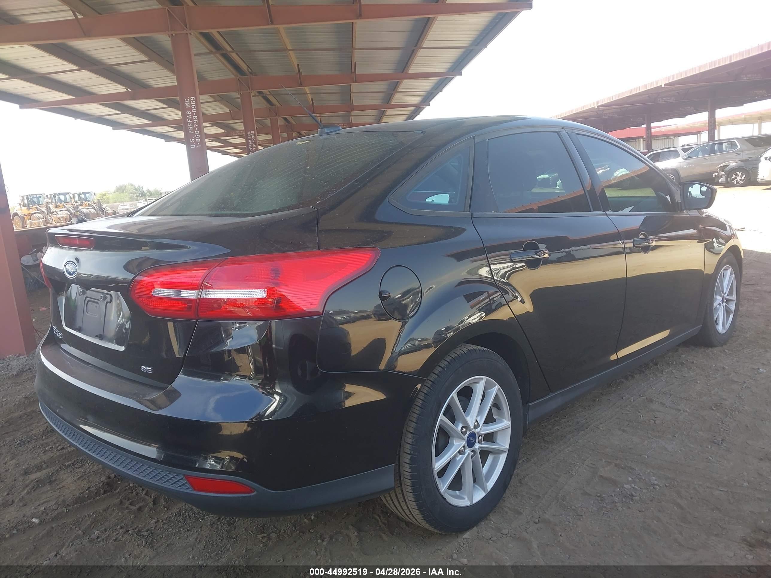 FORD FOCUS image 4