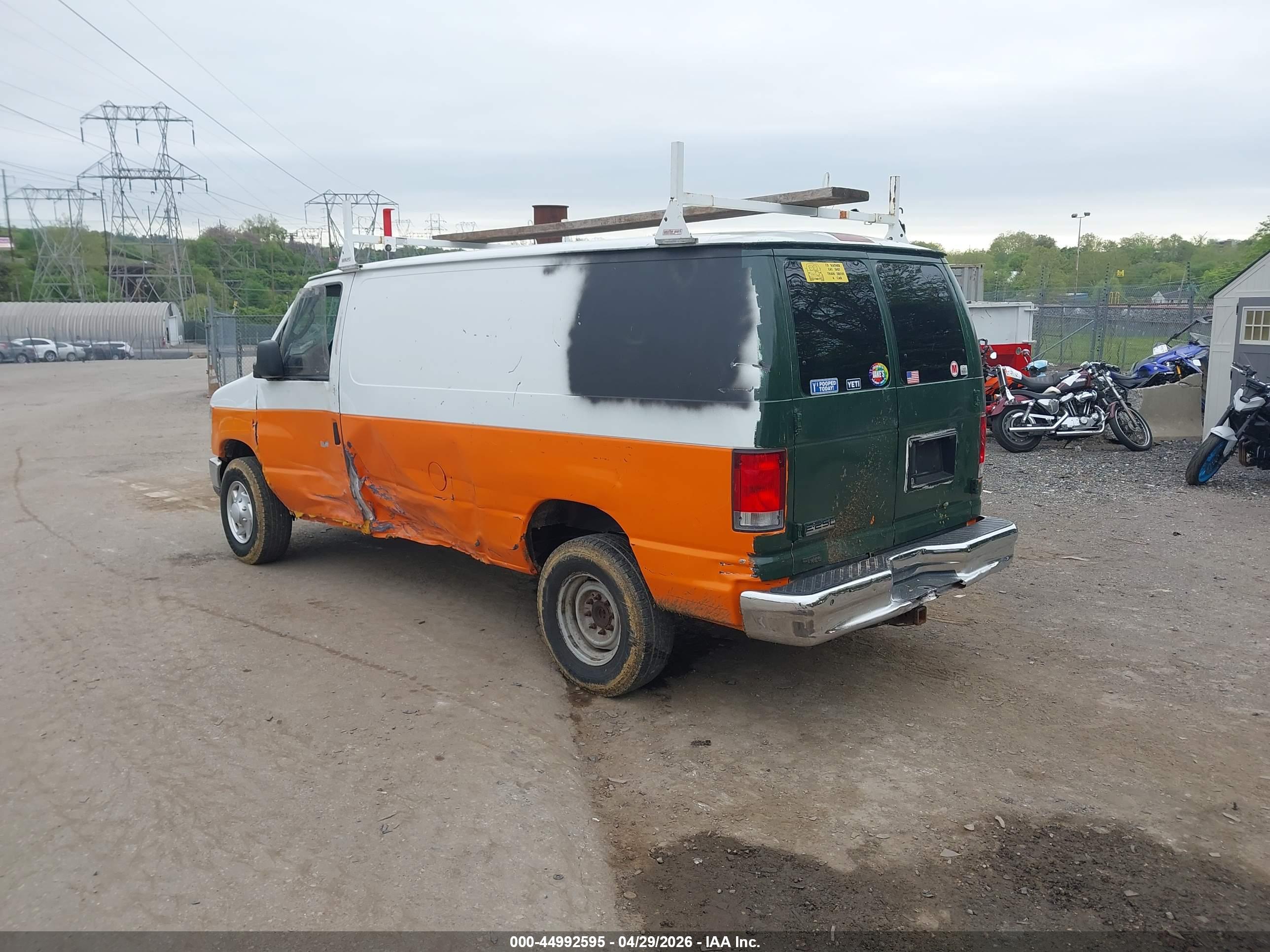 FORD E-250 image 3