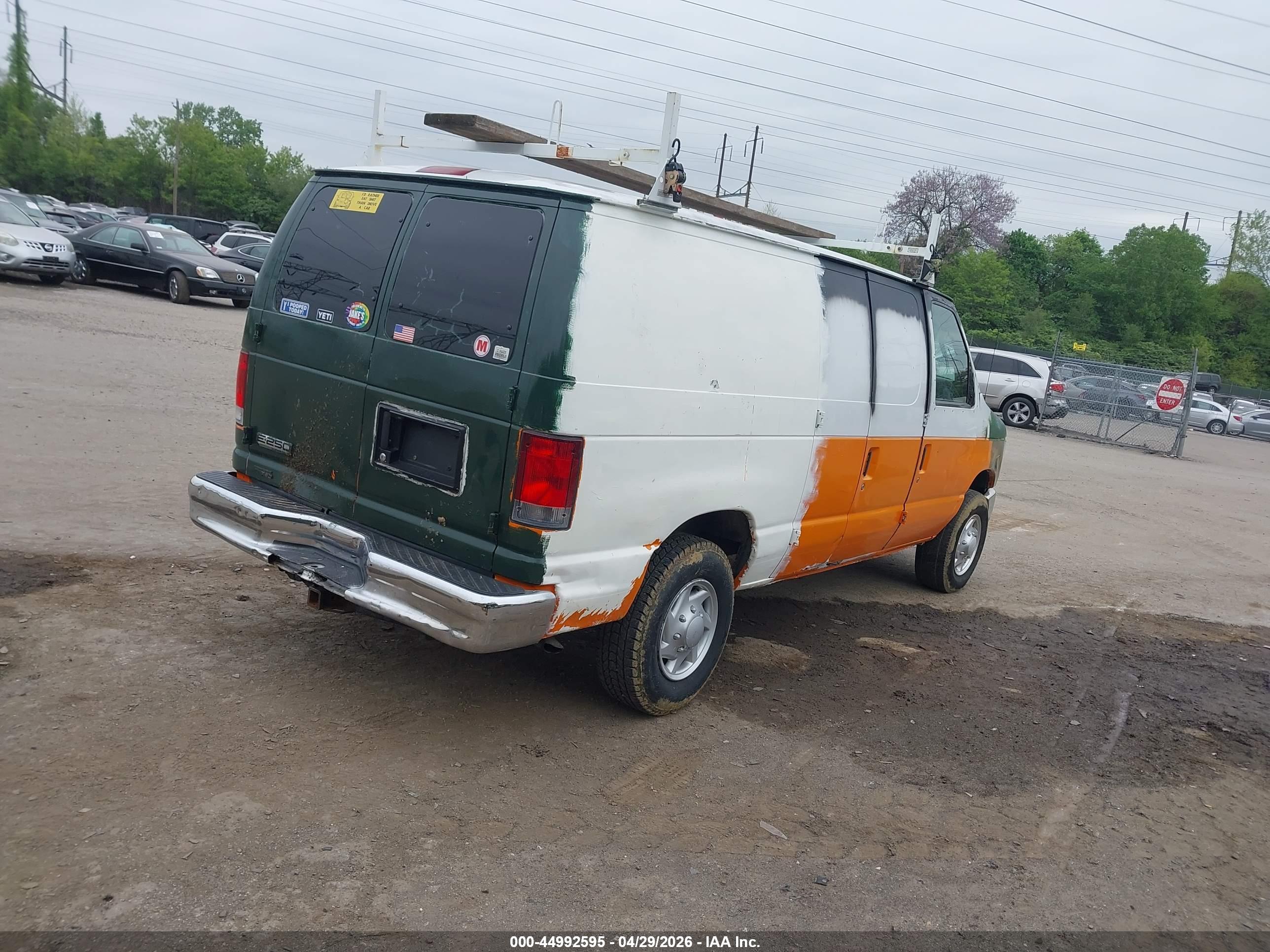 FORD E-250 image 4