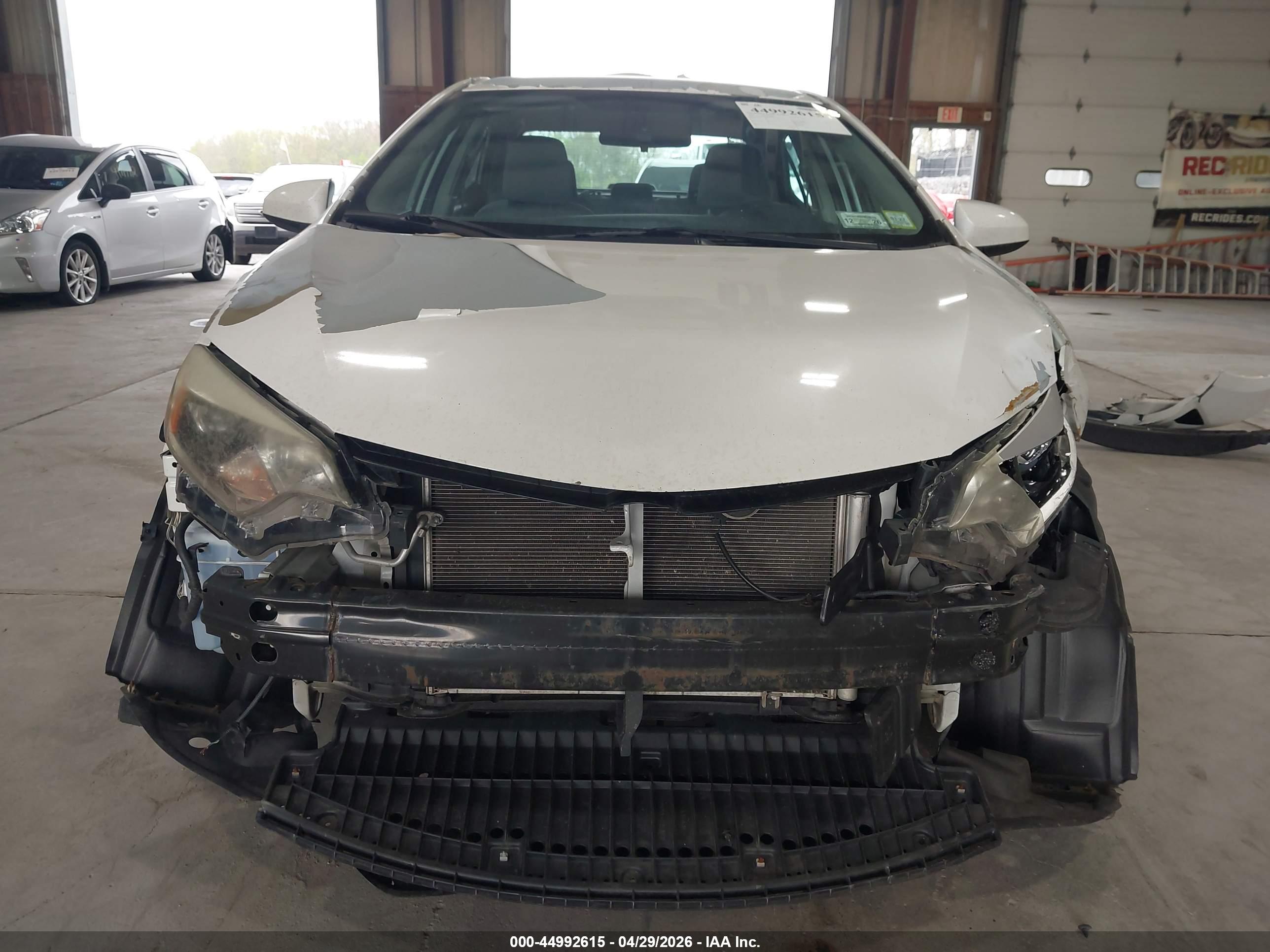 TOYOTA COROLLA image 6