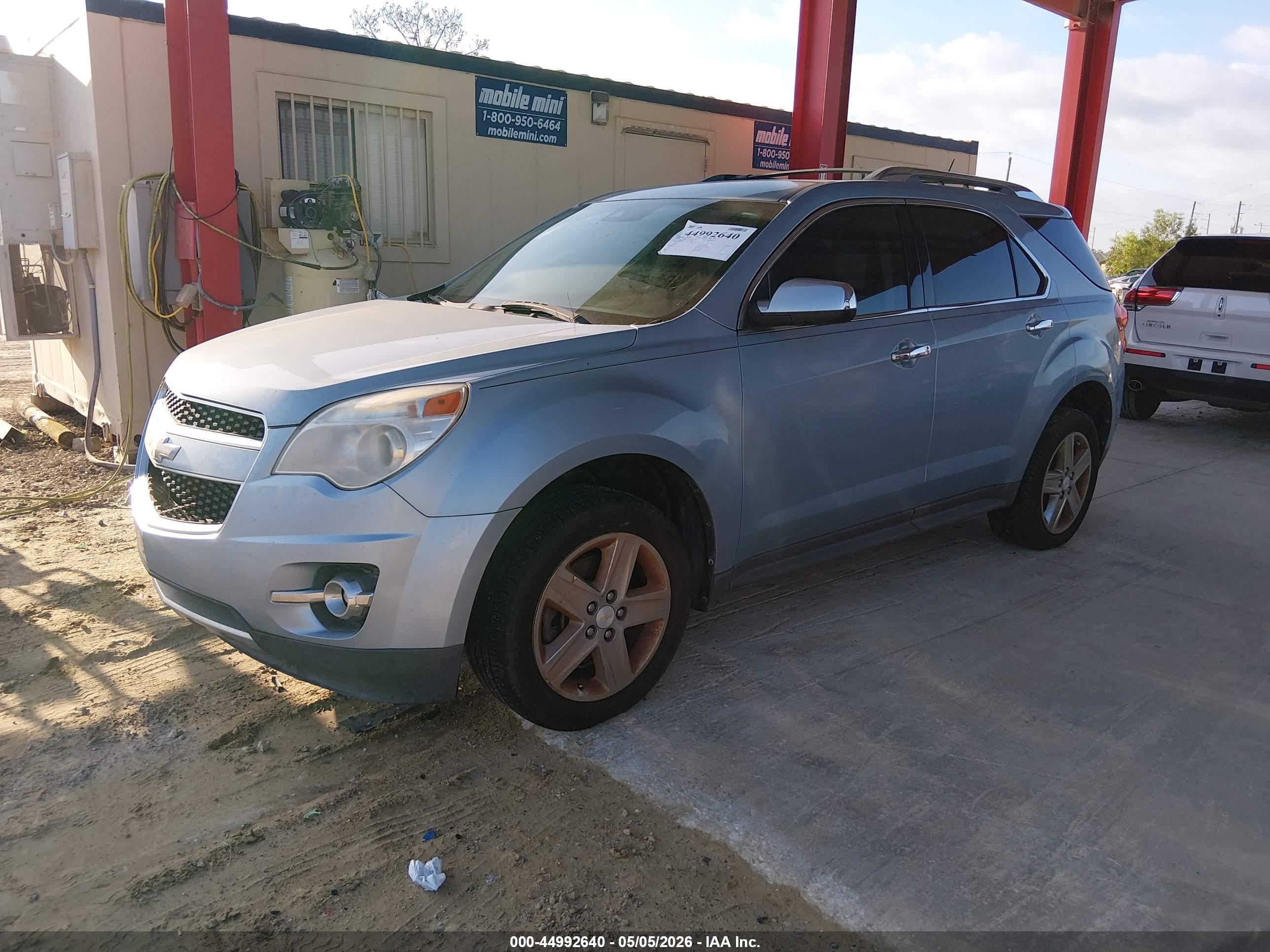 CHEVROLET EQUINOX image 2