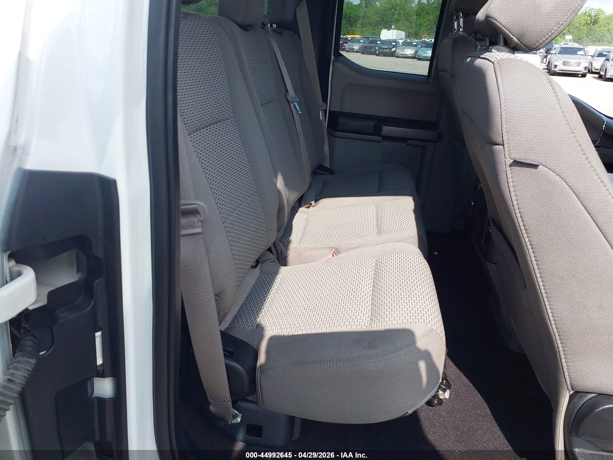 FORD F-150 image 8