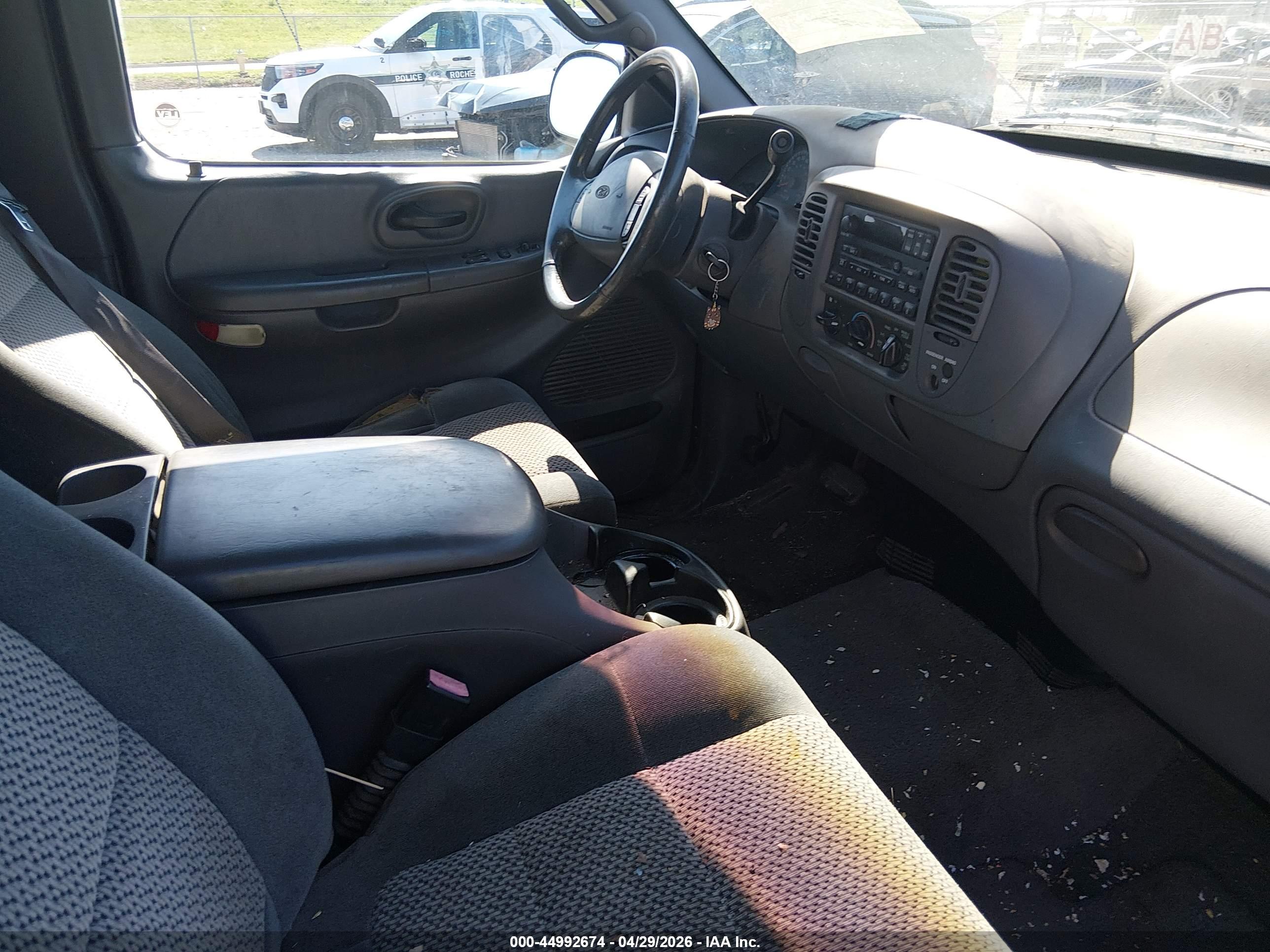 FORD F-150 image 5