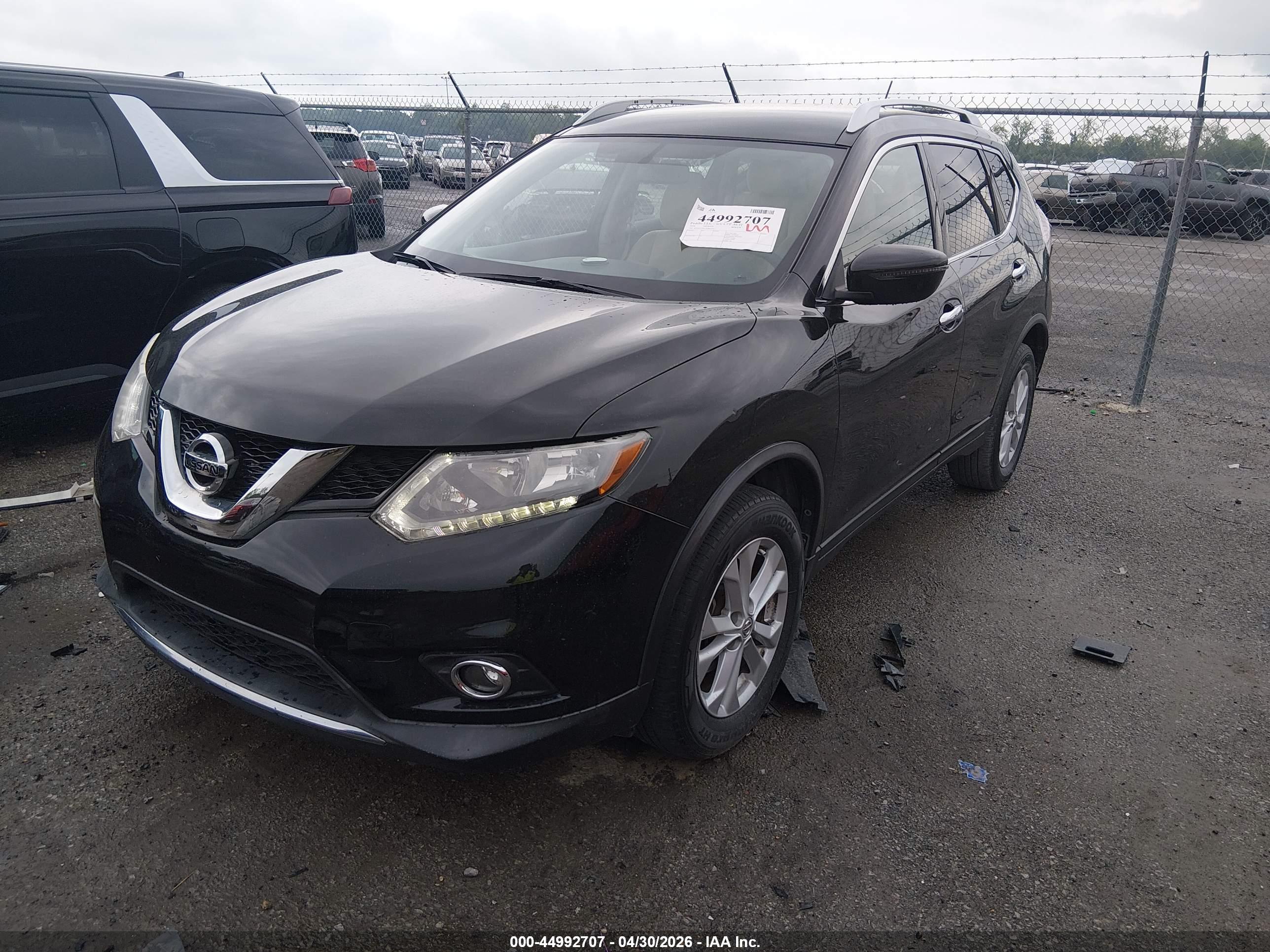 NISSAN ROGUE image 2