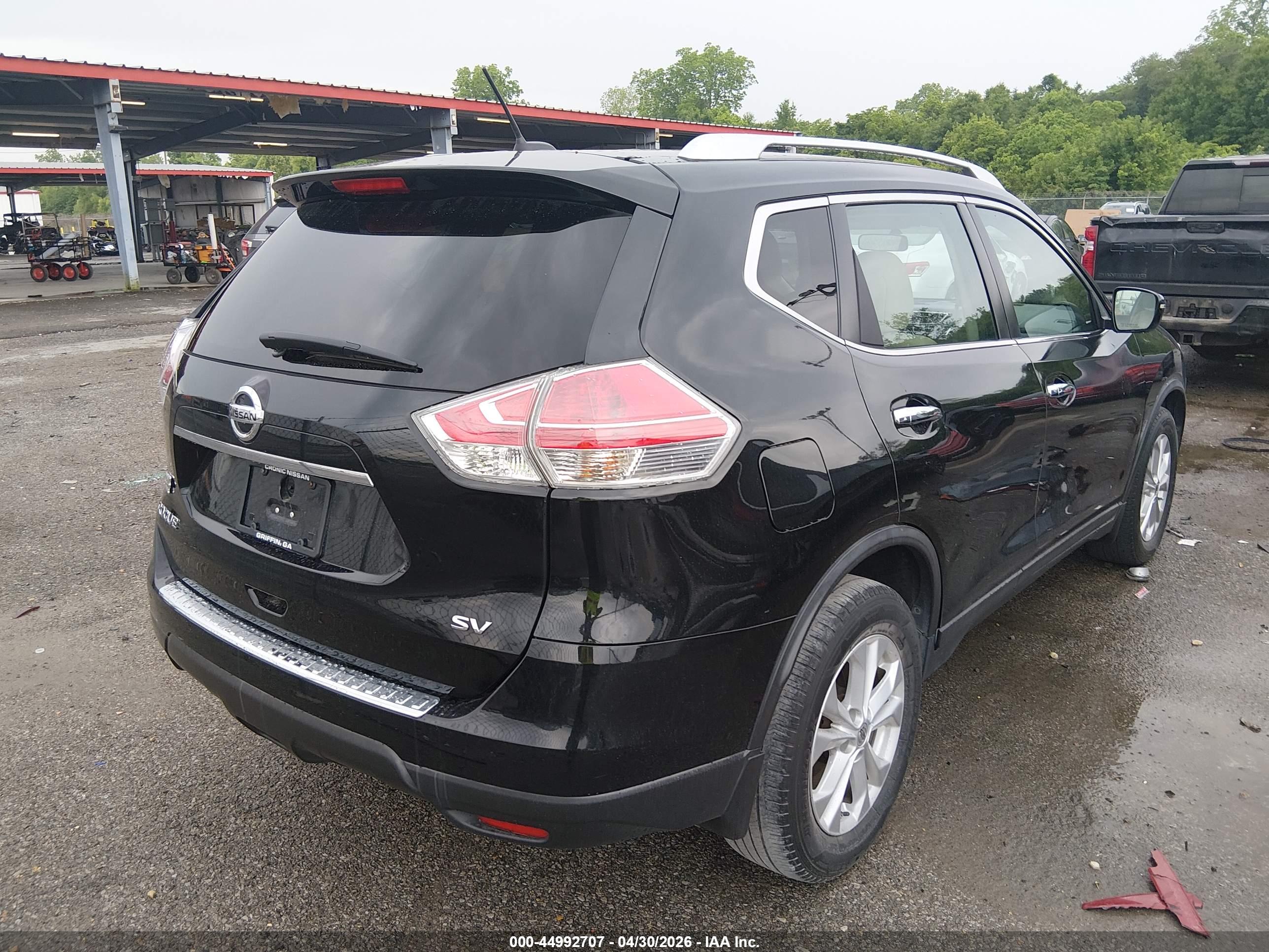 NISSAN ROGUE image 4