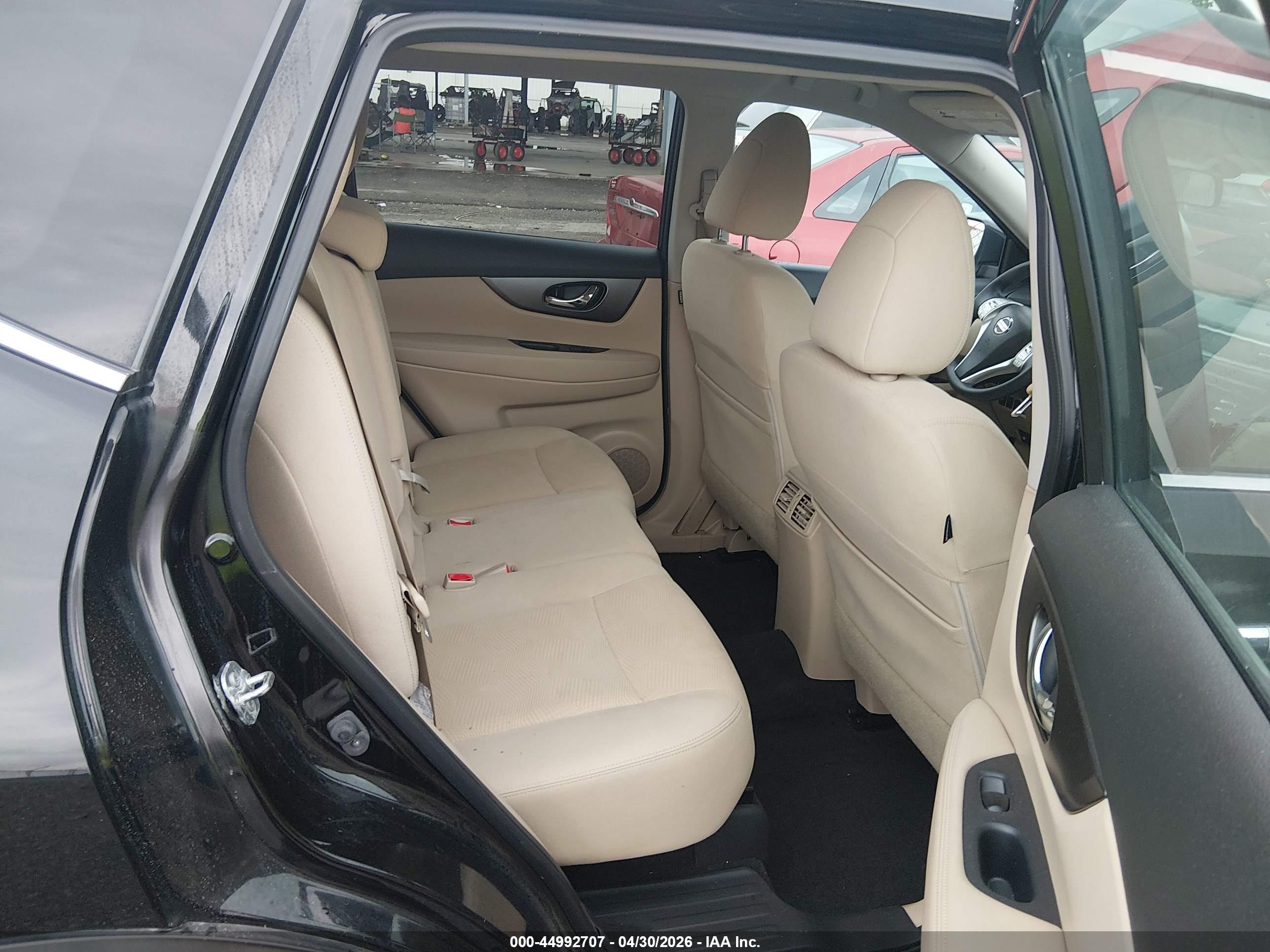 NISSAN ROGUE image 8