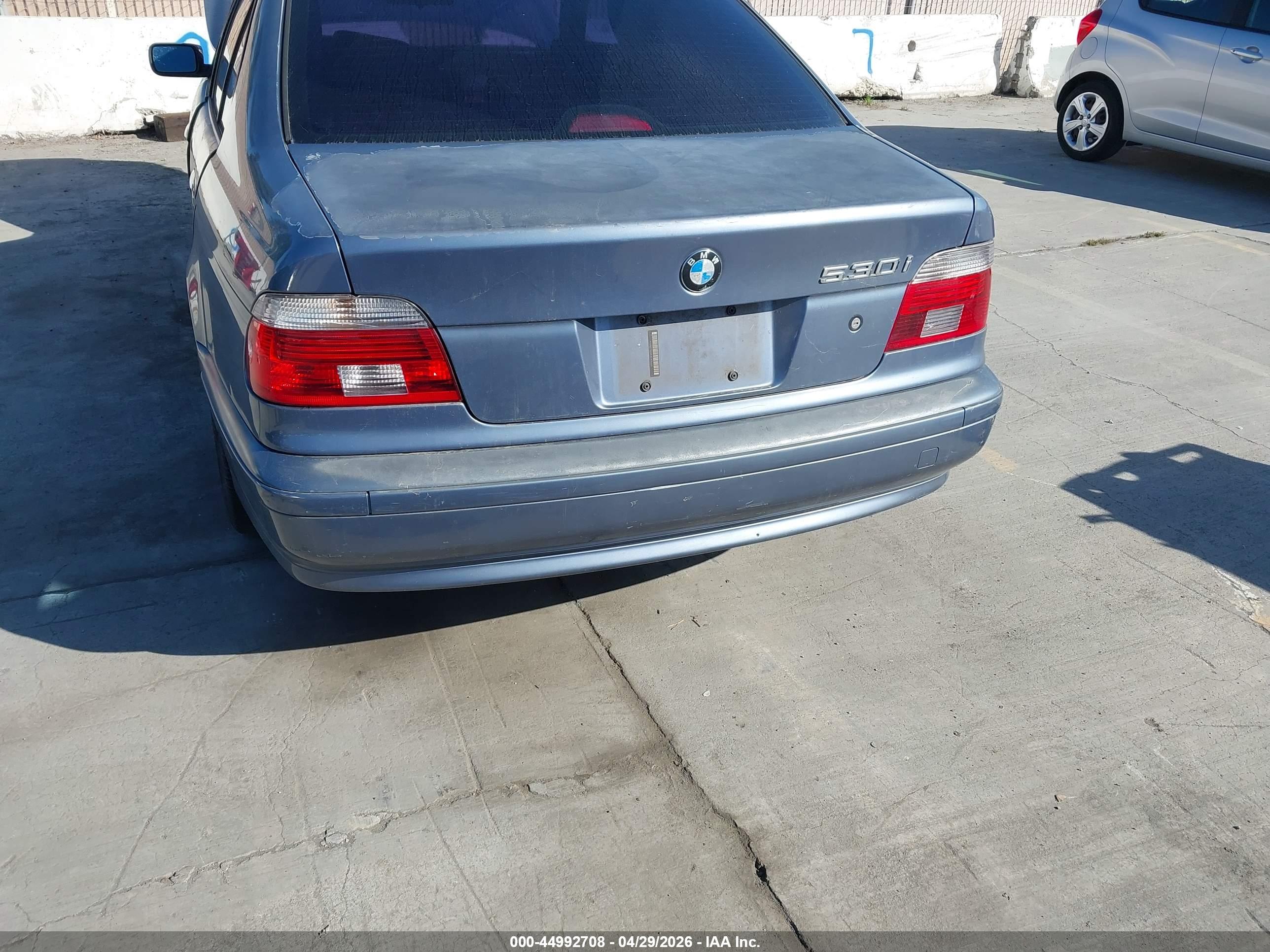 BMW 530IA image 6