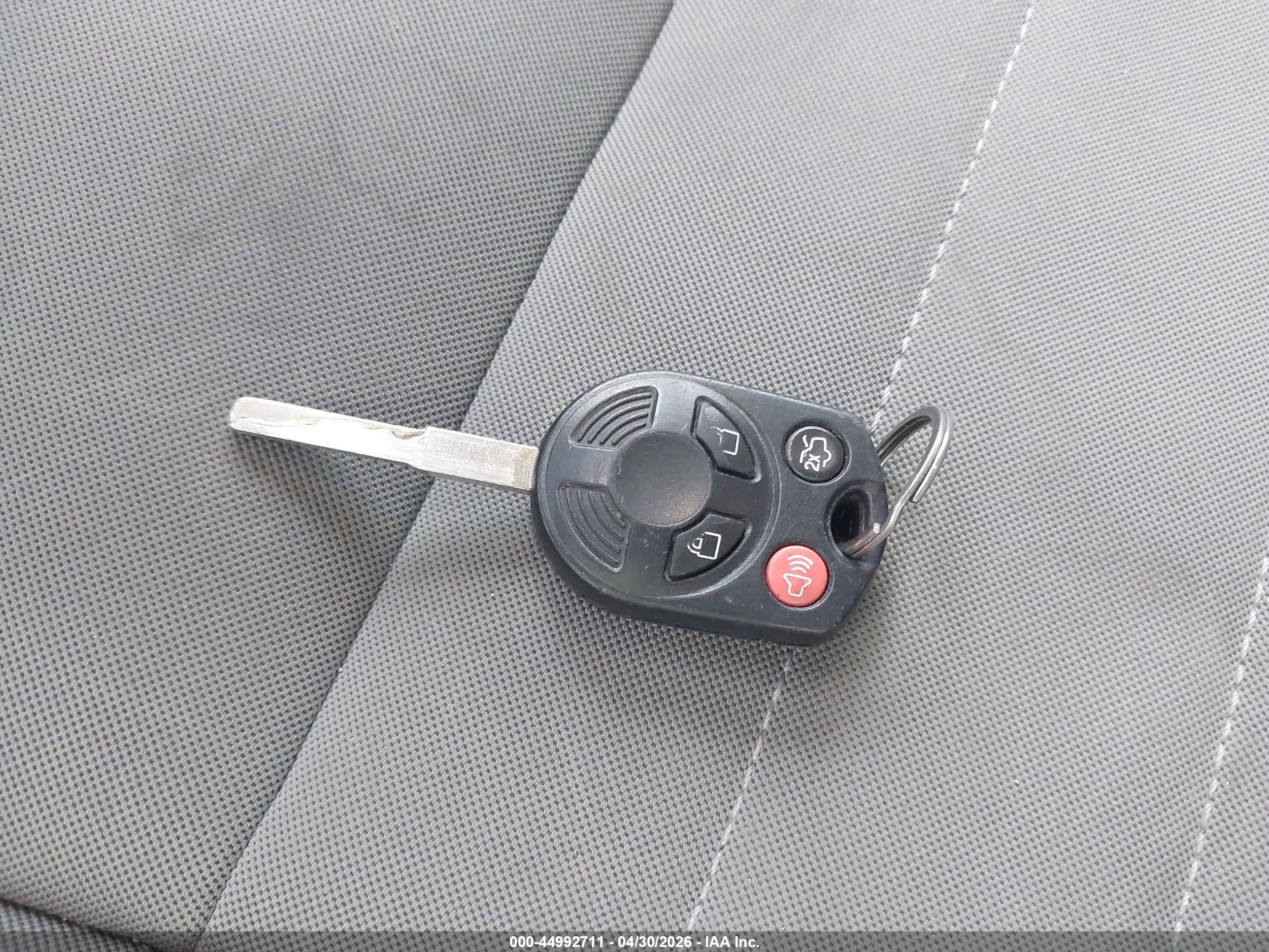 FORD ESCAPE image 11