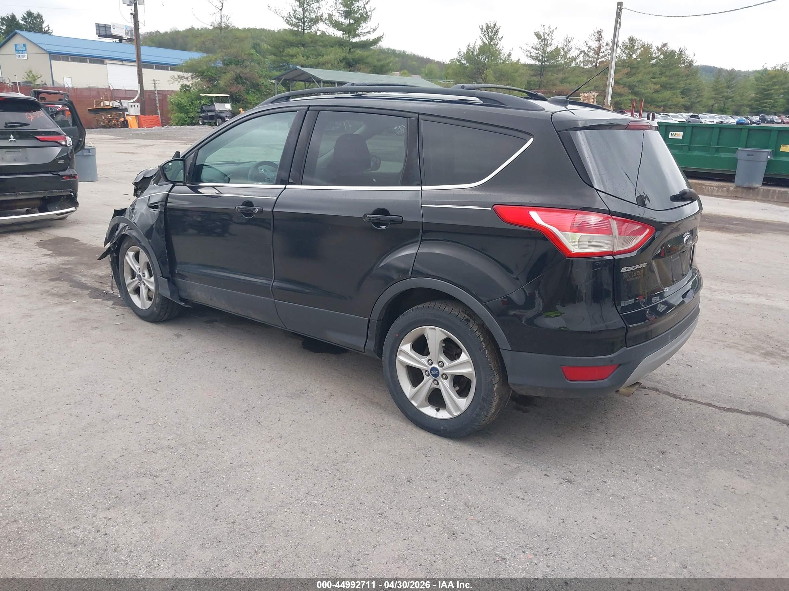 FORD ESCAPE image 3